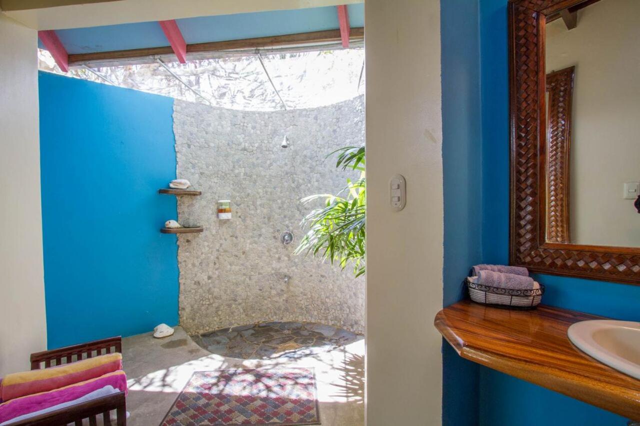 Bungalow with Sea View photo 1
