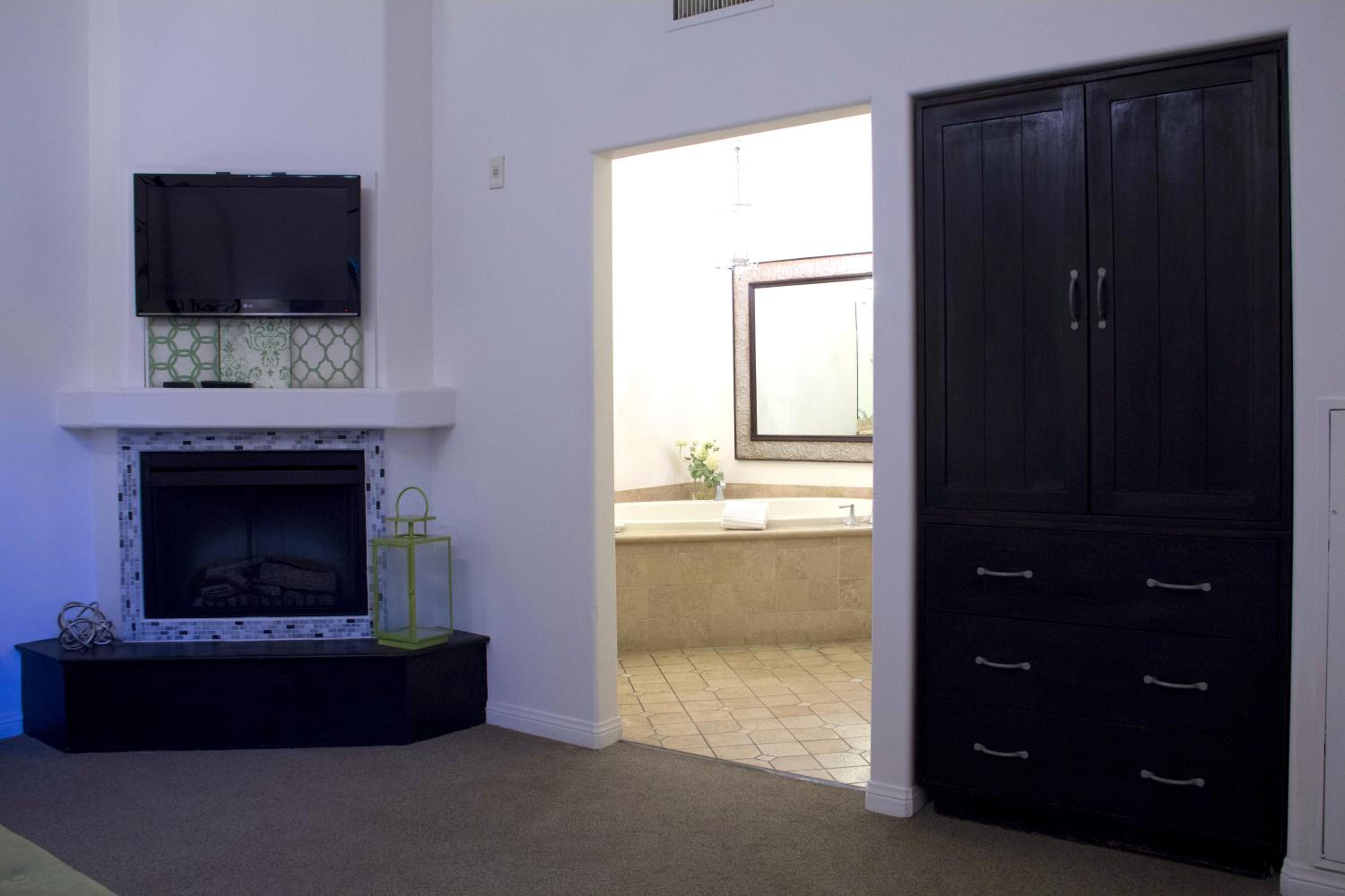 Executive Room - Photo 4