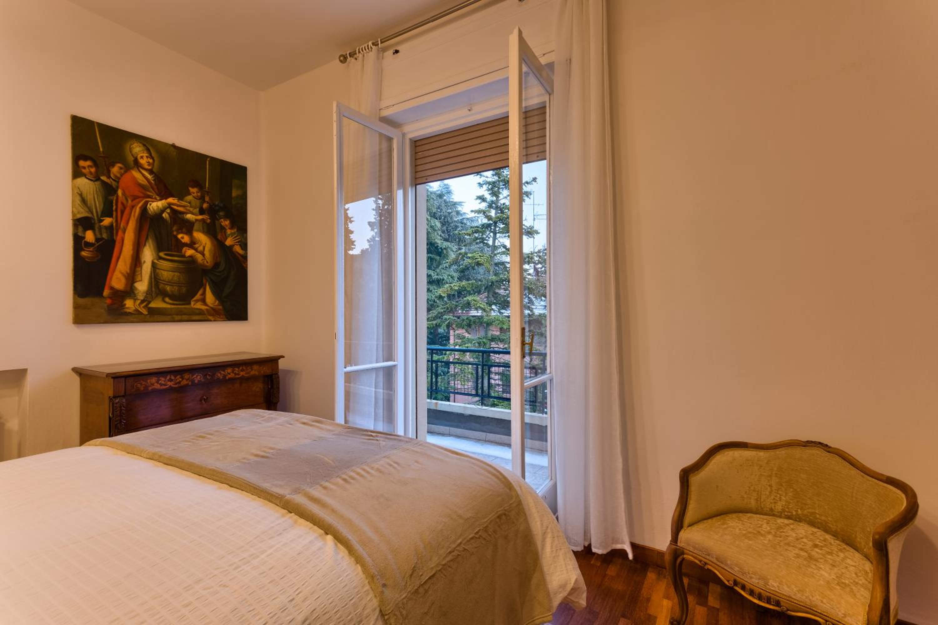 Apartment with Balcony