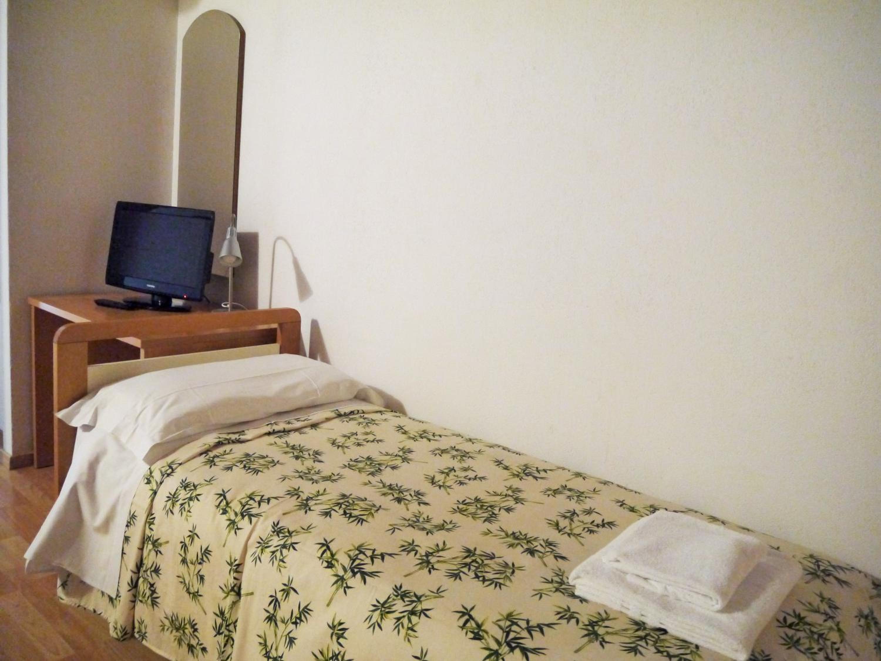 Standard Triple Room photo 3