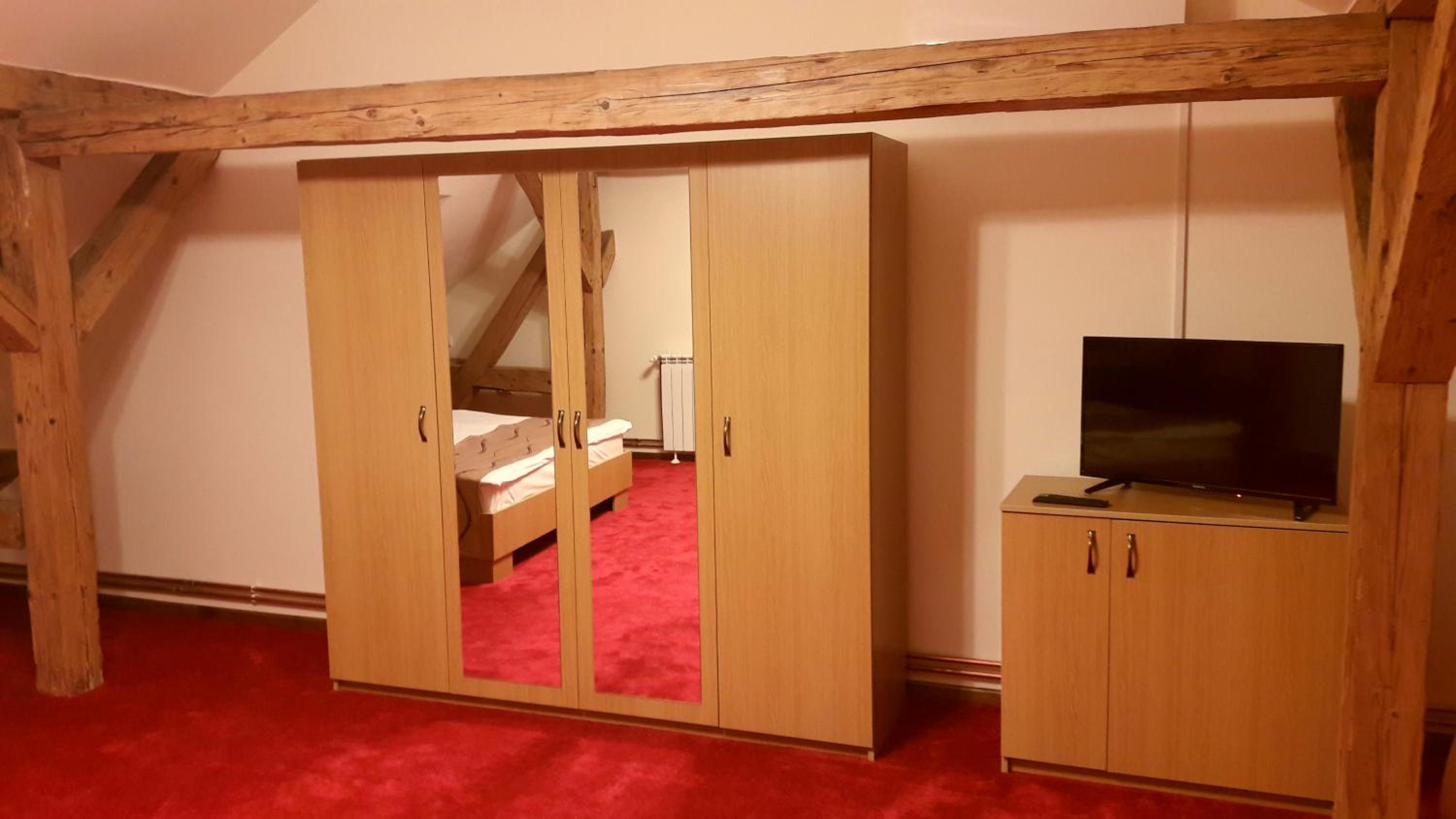 Family Room - Photo 35