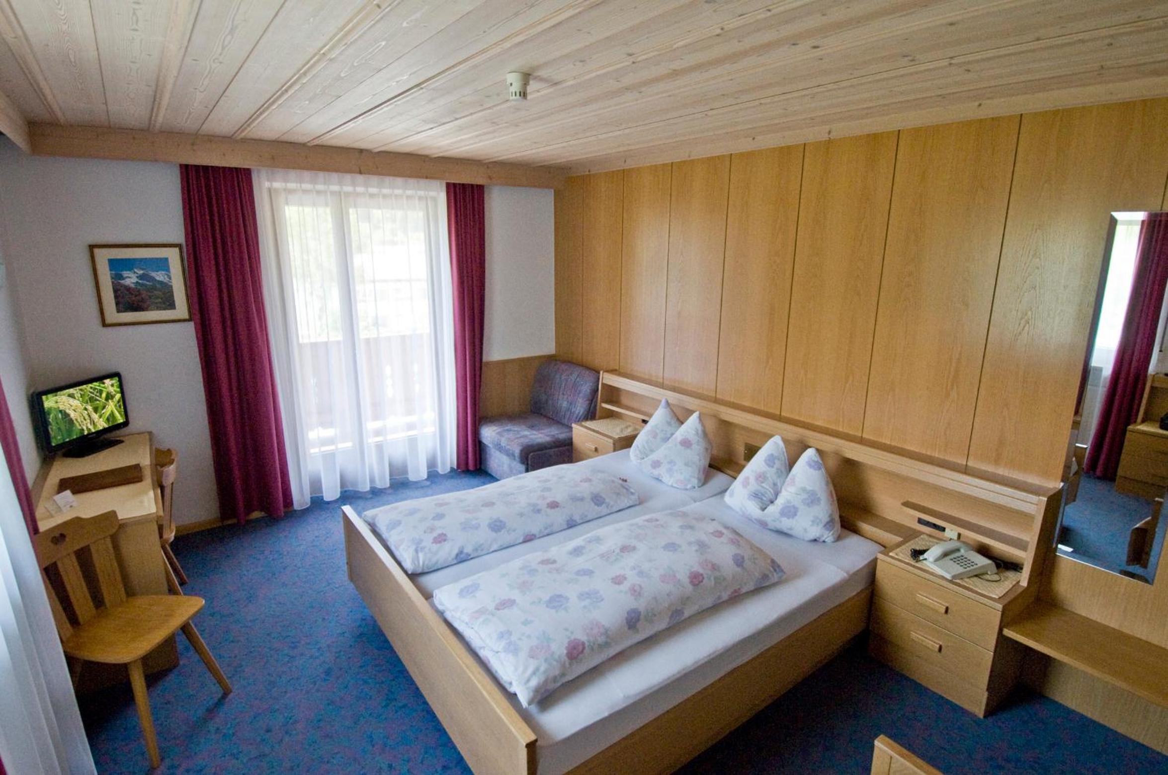 Economy Double Room with Balcony