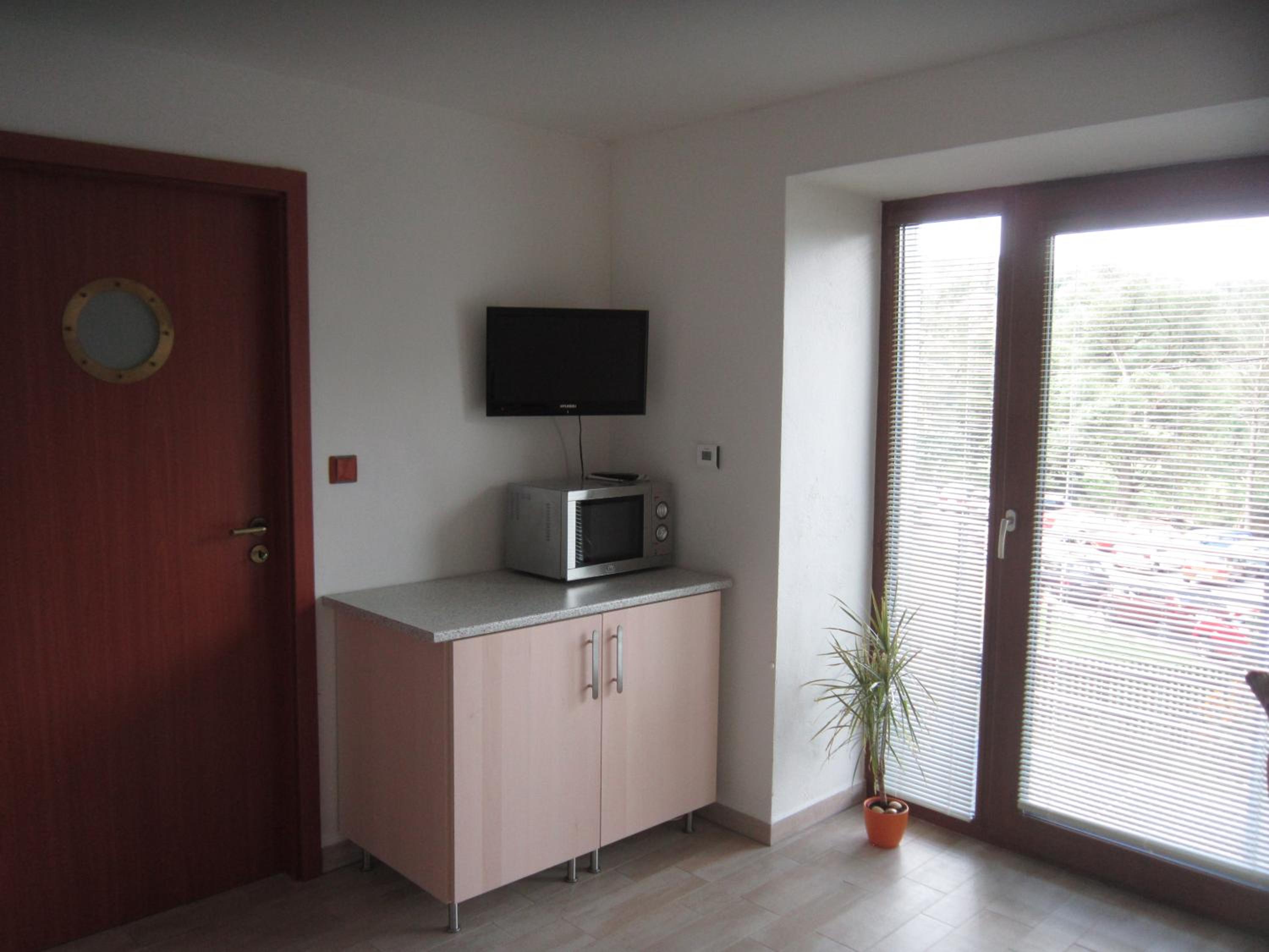 Apartment - Photo 2