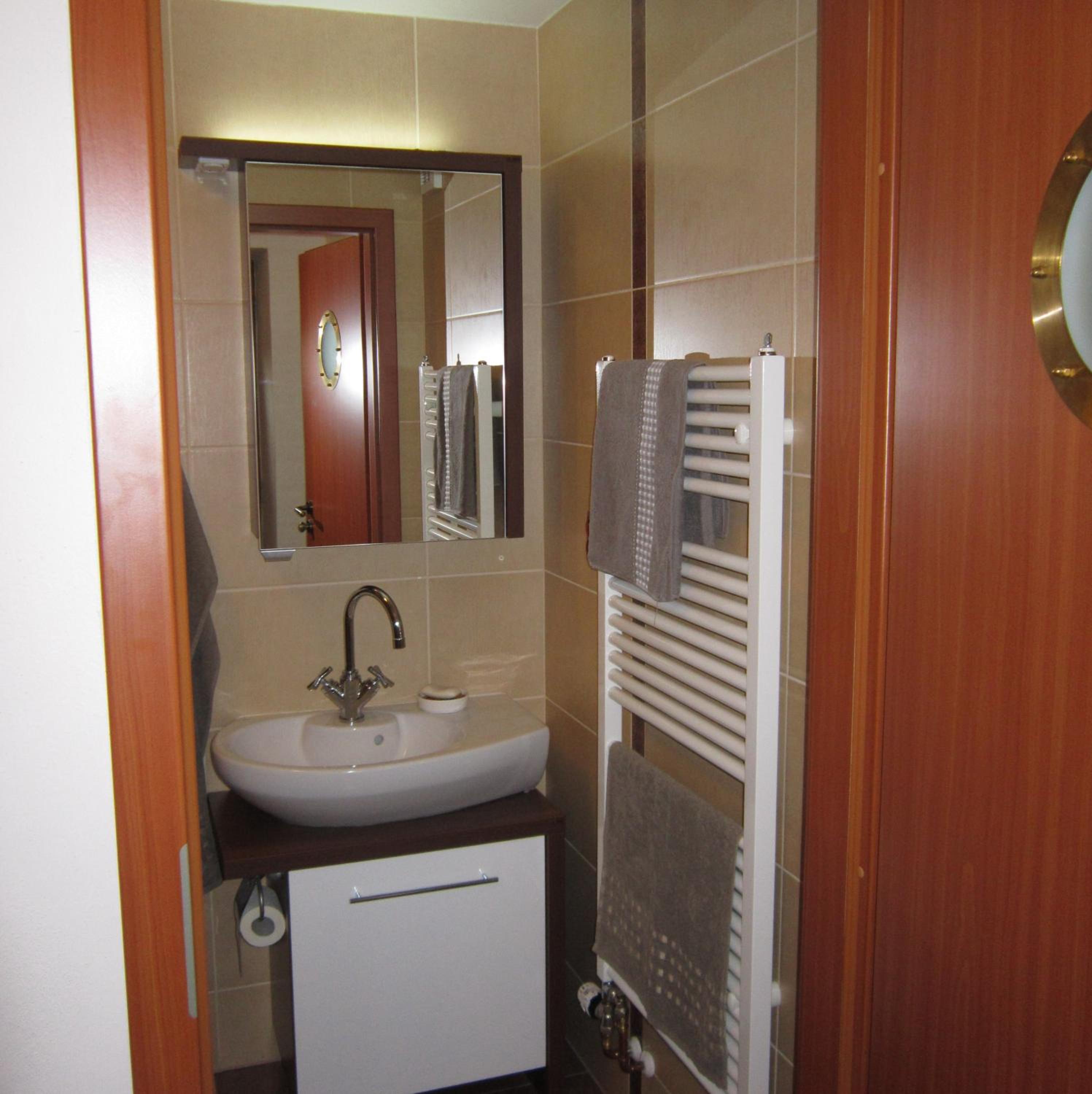 Apartment - Photo 8