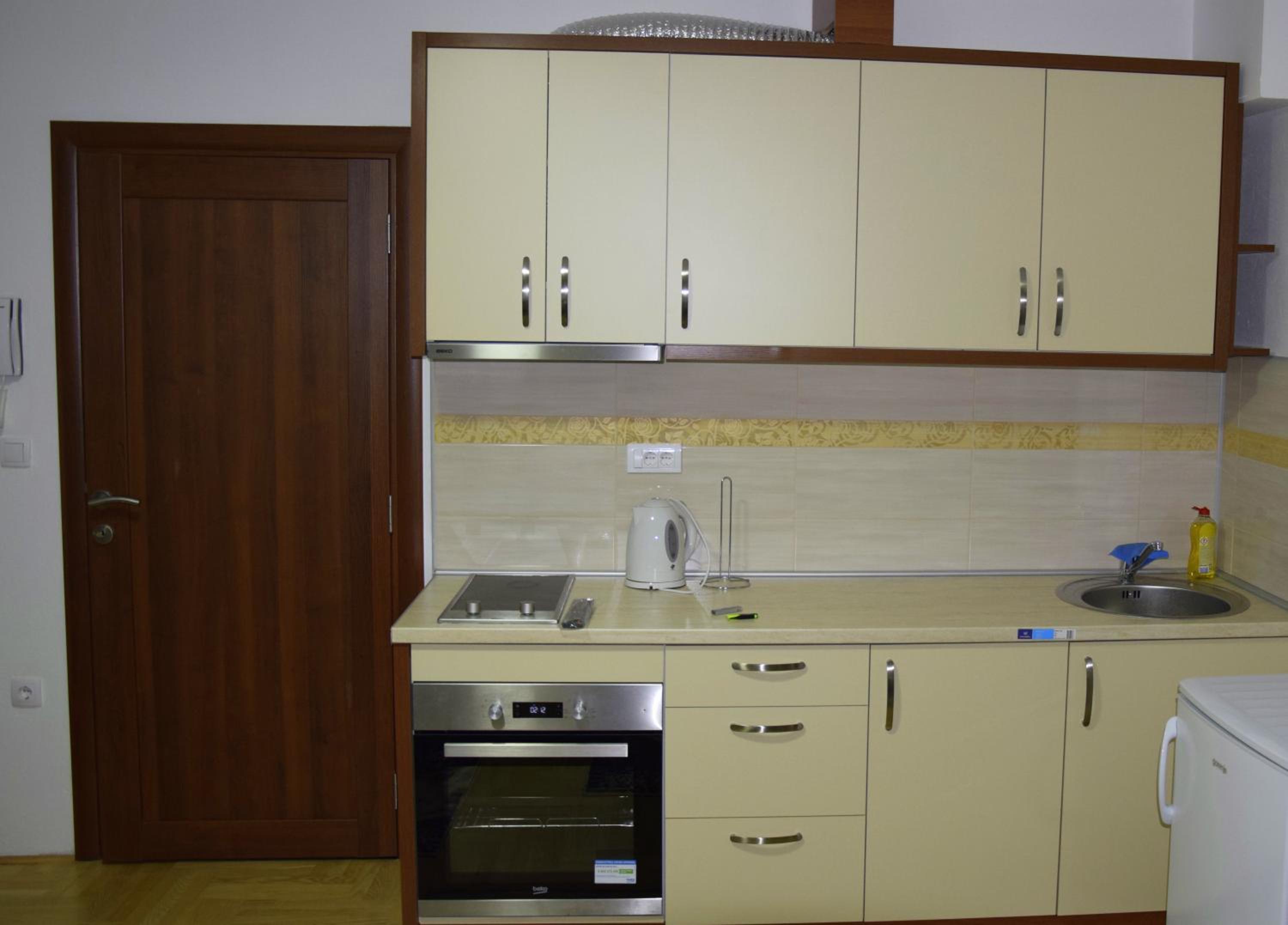 Apartment with Balcony photo 3