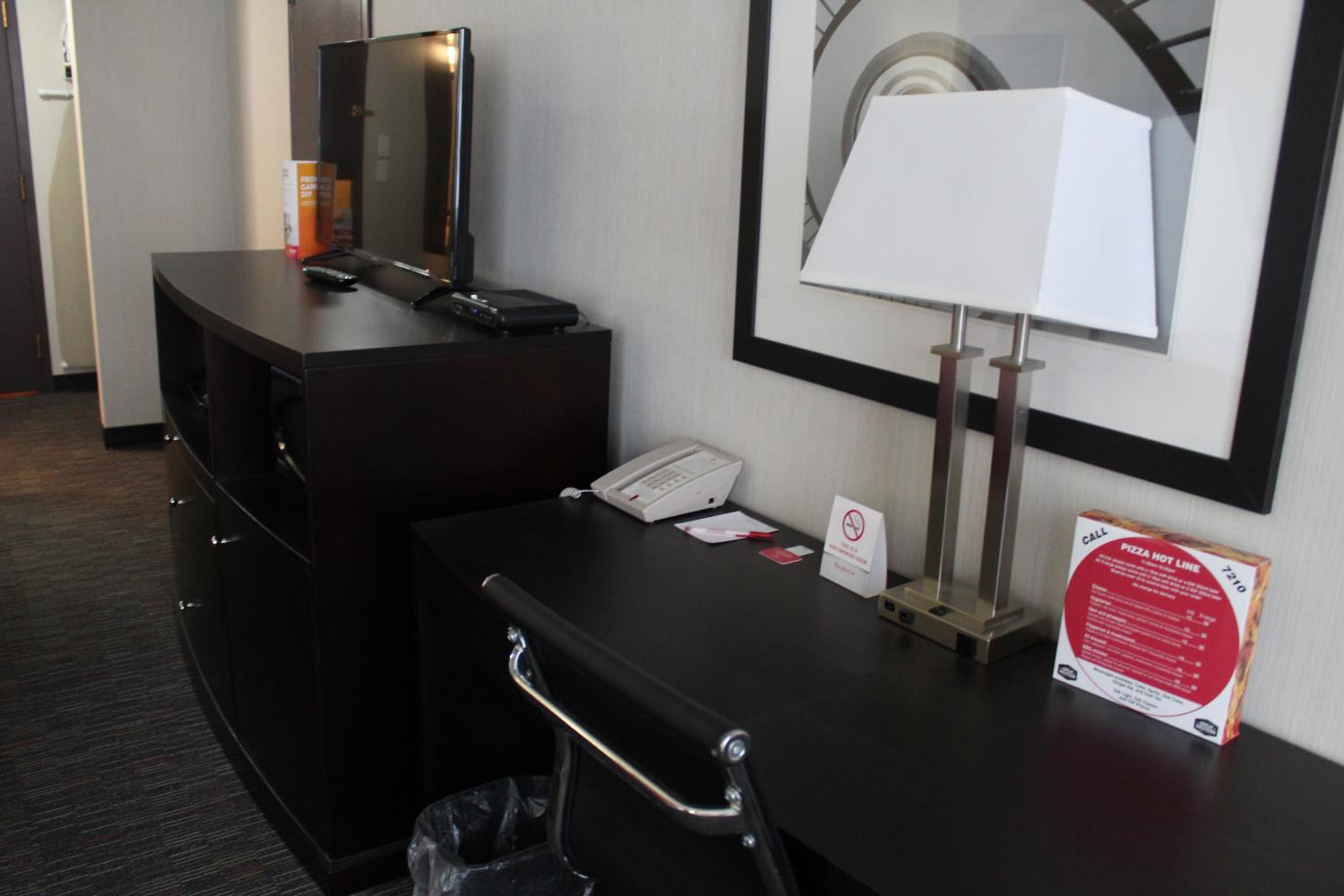 Business King Room photo 3