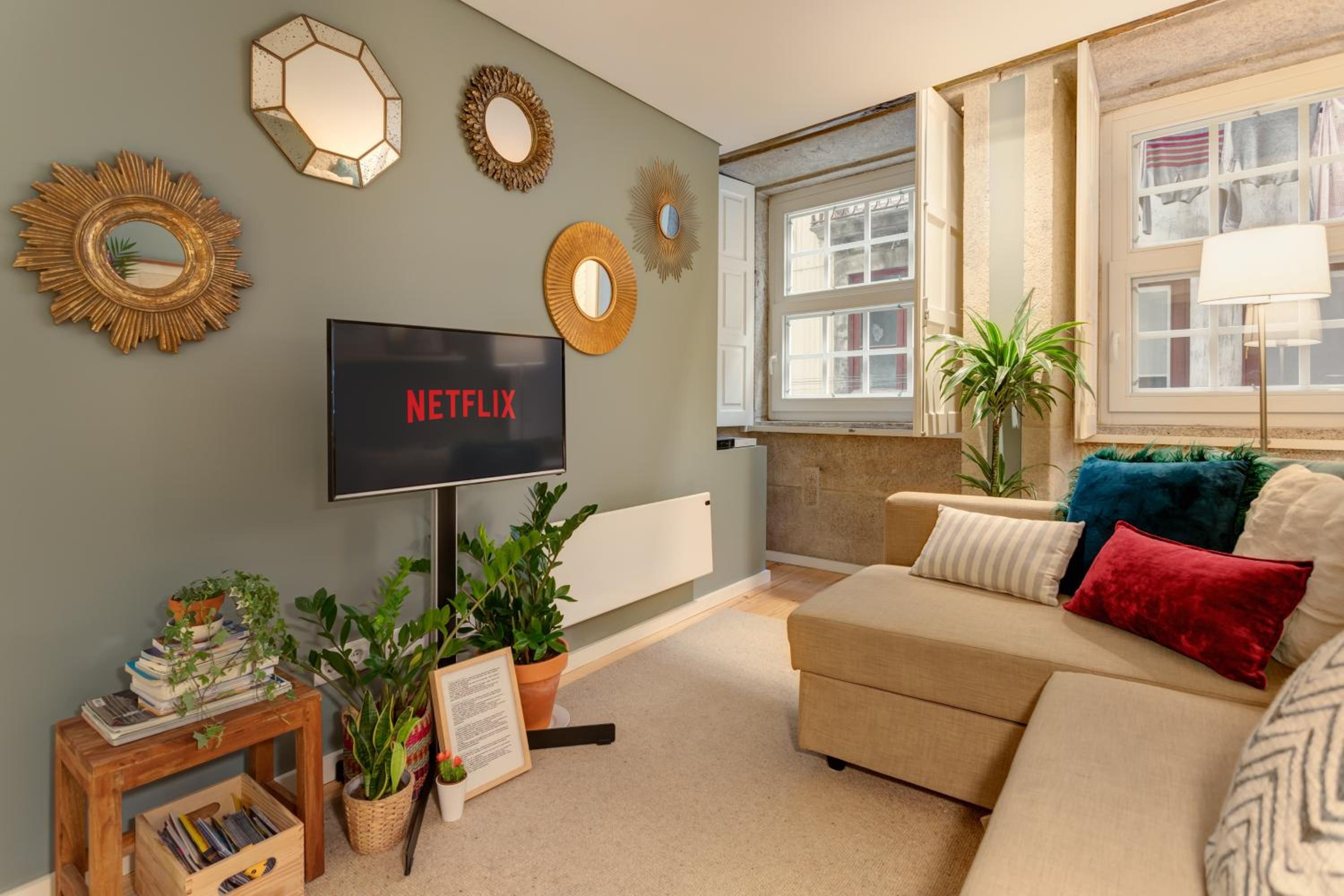 One-Bedroom Apartment - Photo 15
