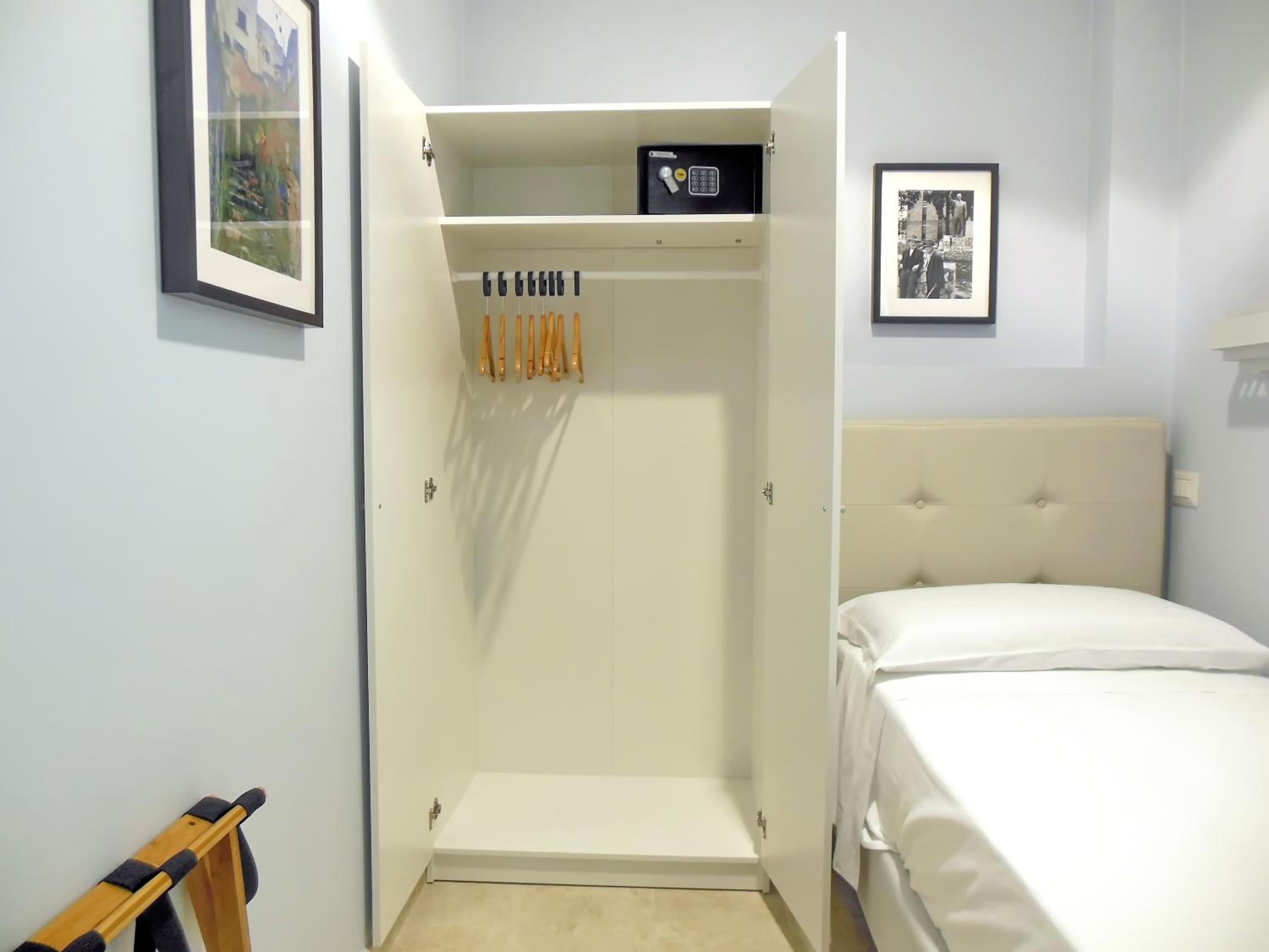 Superior Triple Room - Photo 11