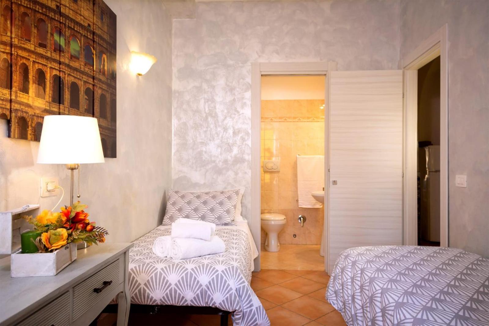Double or Twin Room photo 3