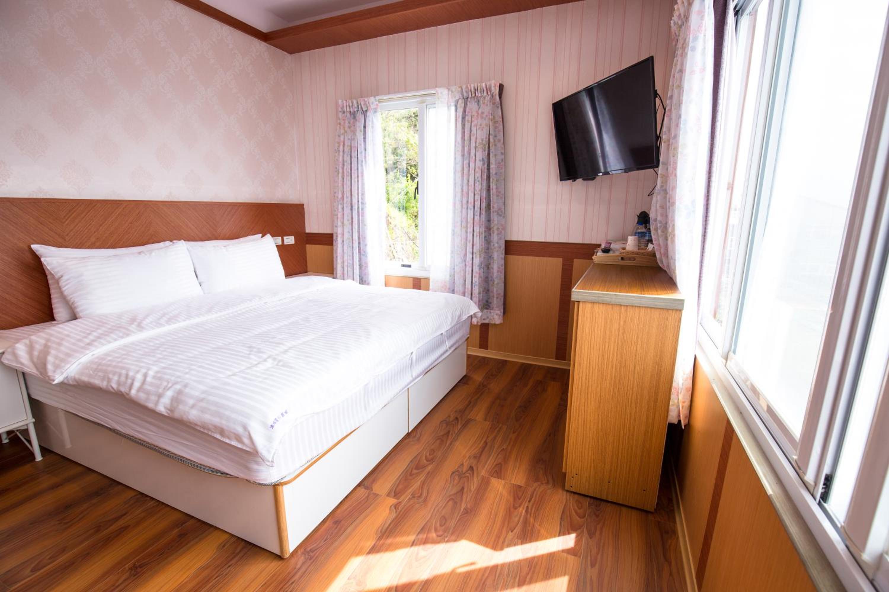 Double Room with Mountain View photo 2