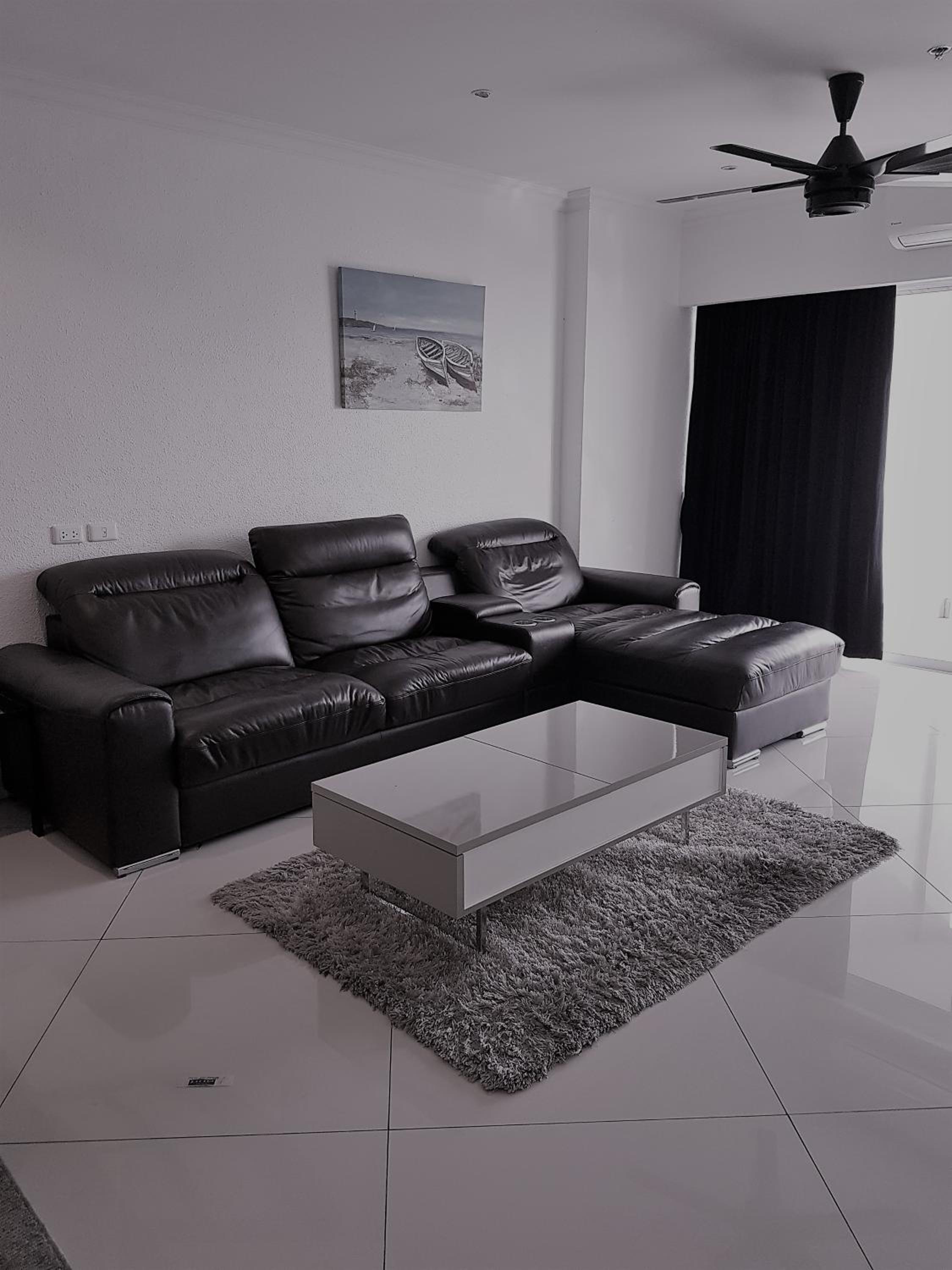 Two-Bedroom Apartment - Photo 7