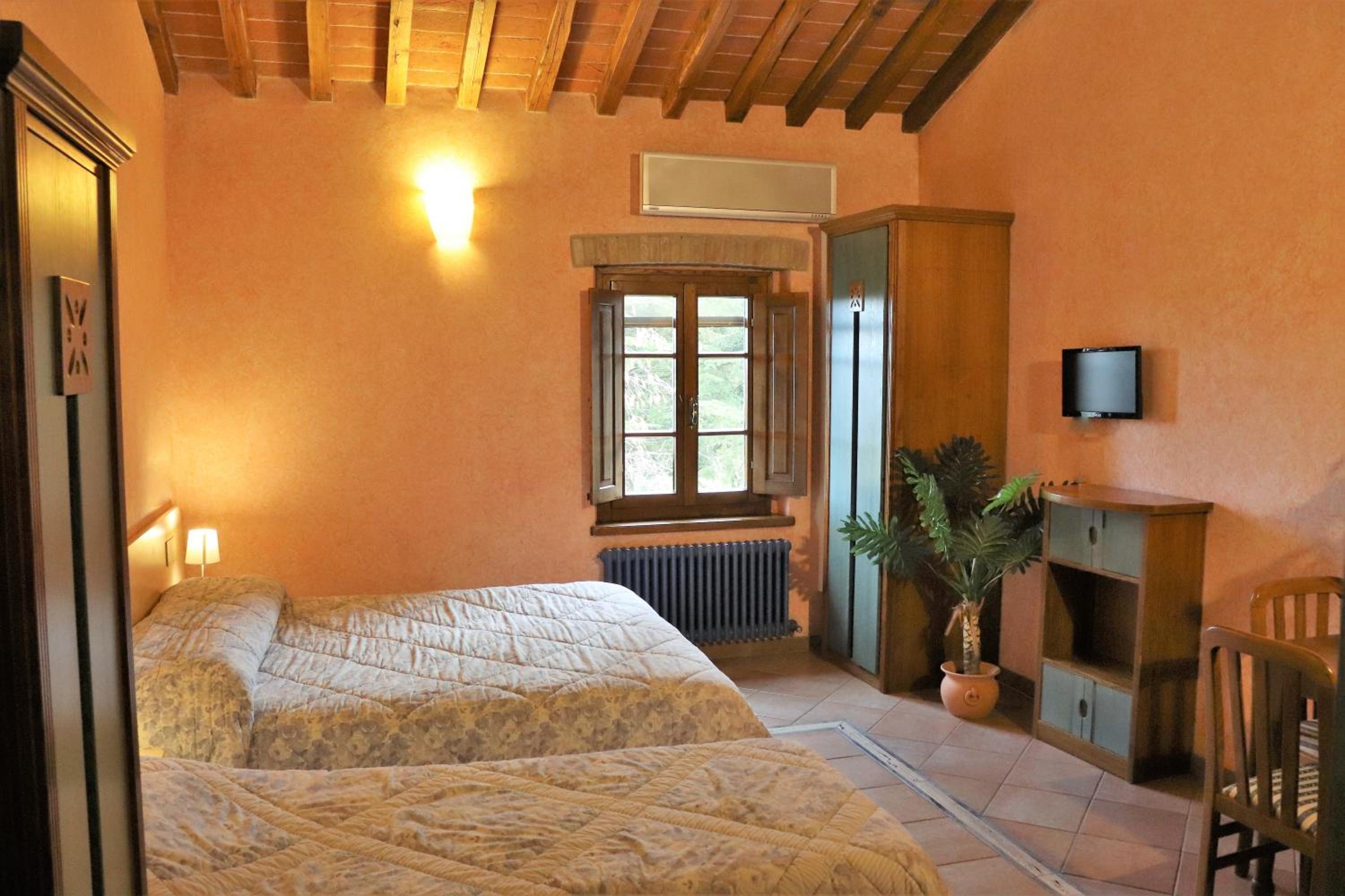 Triple Room - Photo 2