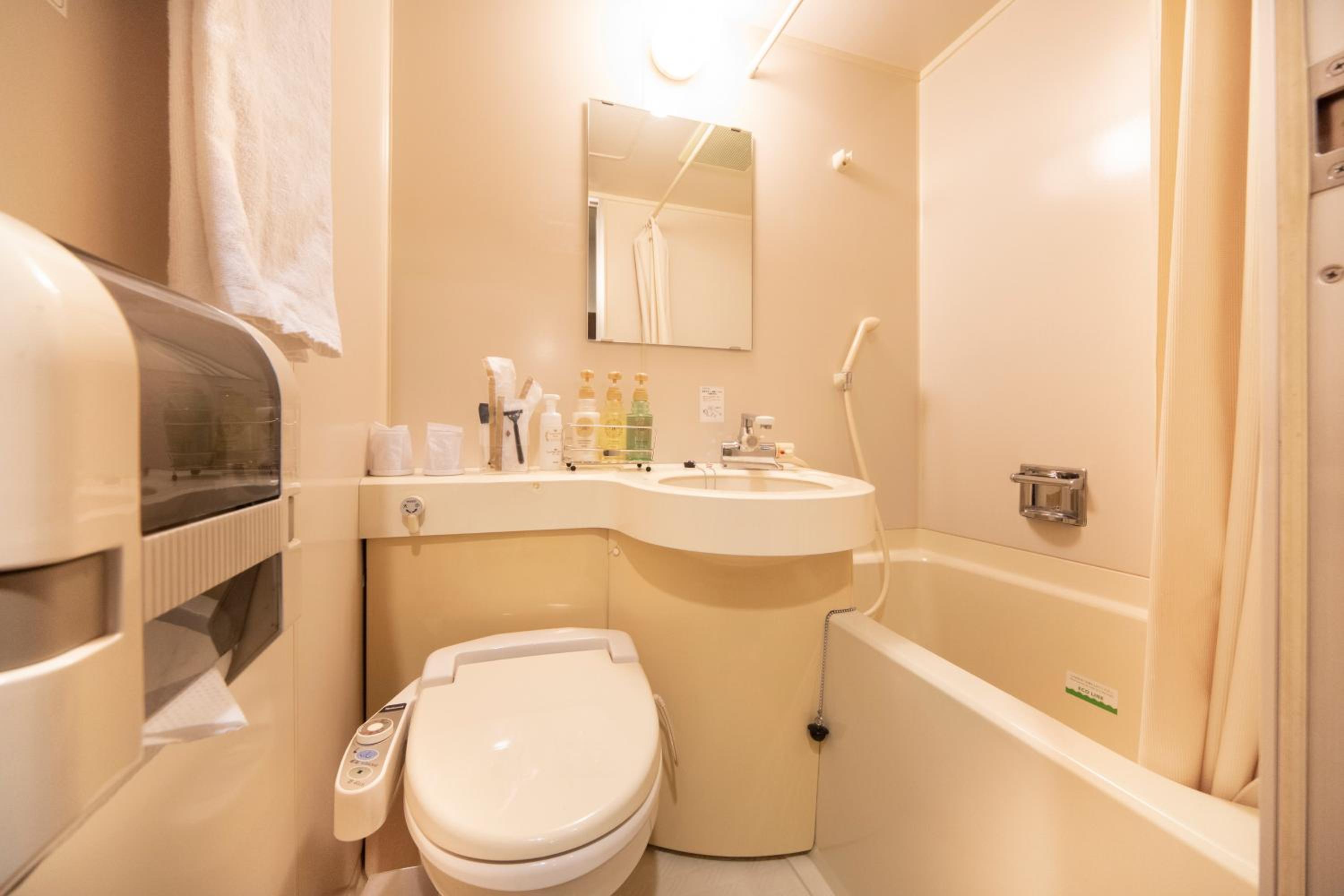 Deluxe Single Room - Non-Smoking photo 2
