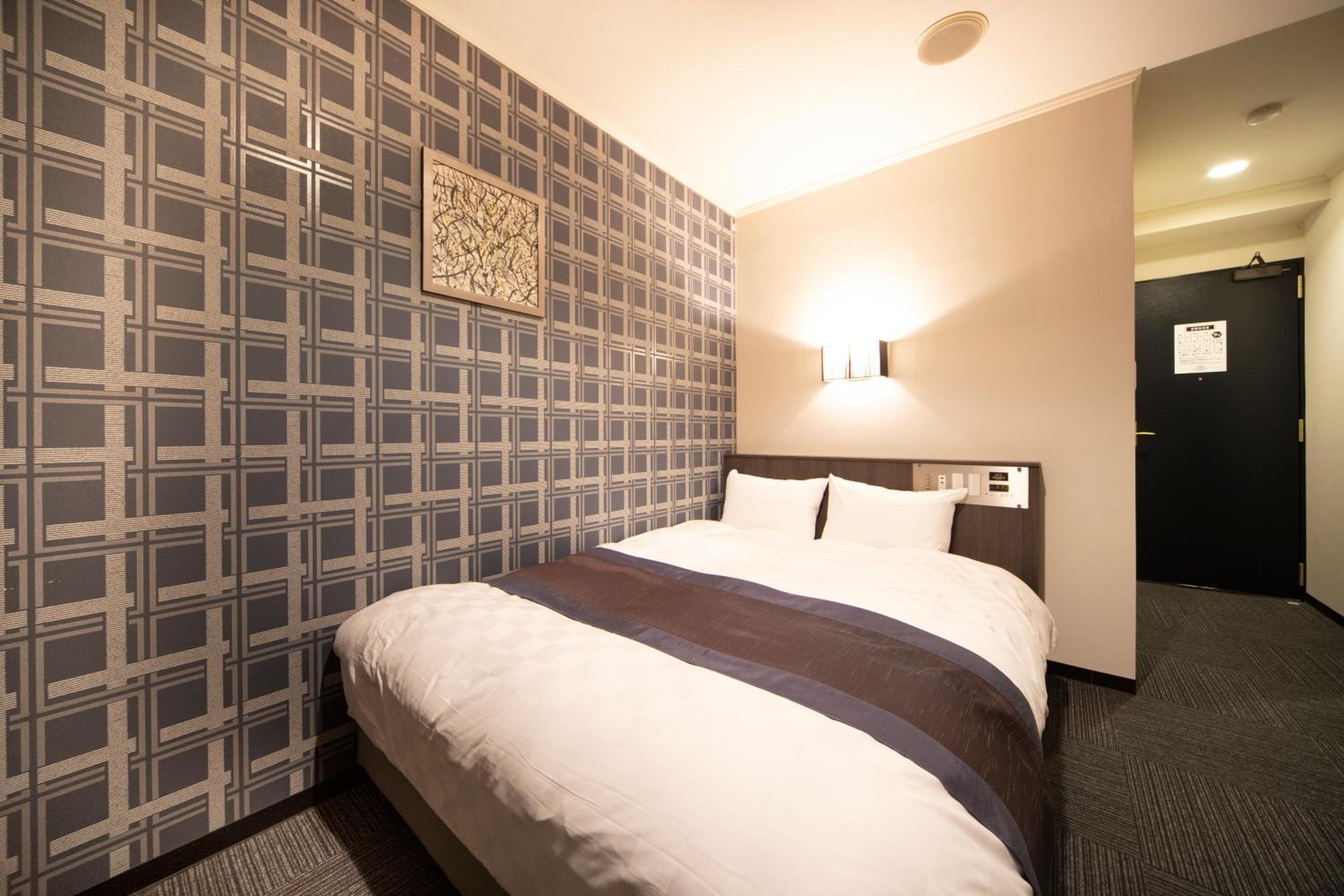 Deluxe Double Room - Non-Smoking photo 1