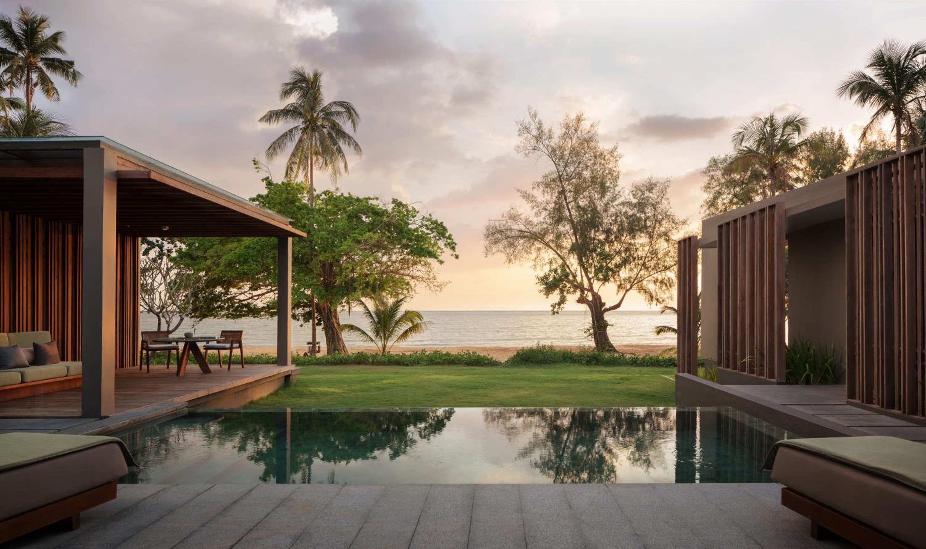 2 Bedrooms Beach Pool Villa photo 3