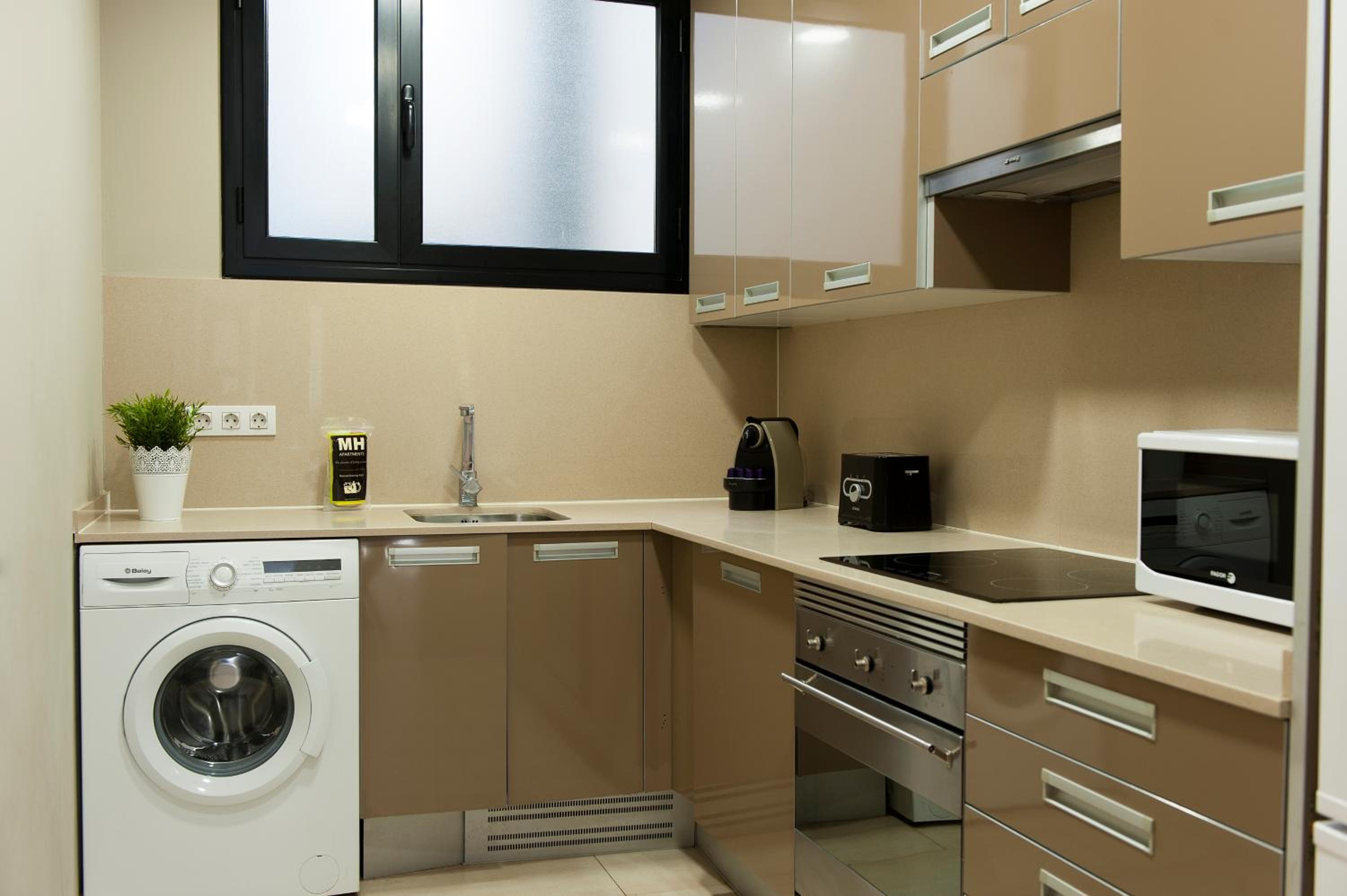 Two-Bedroom Duplex Apartment photo 3