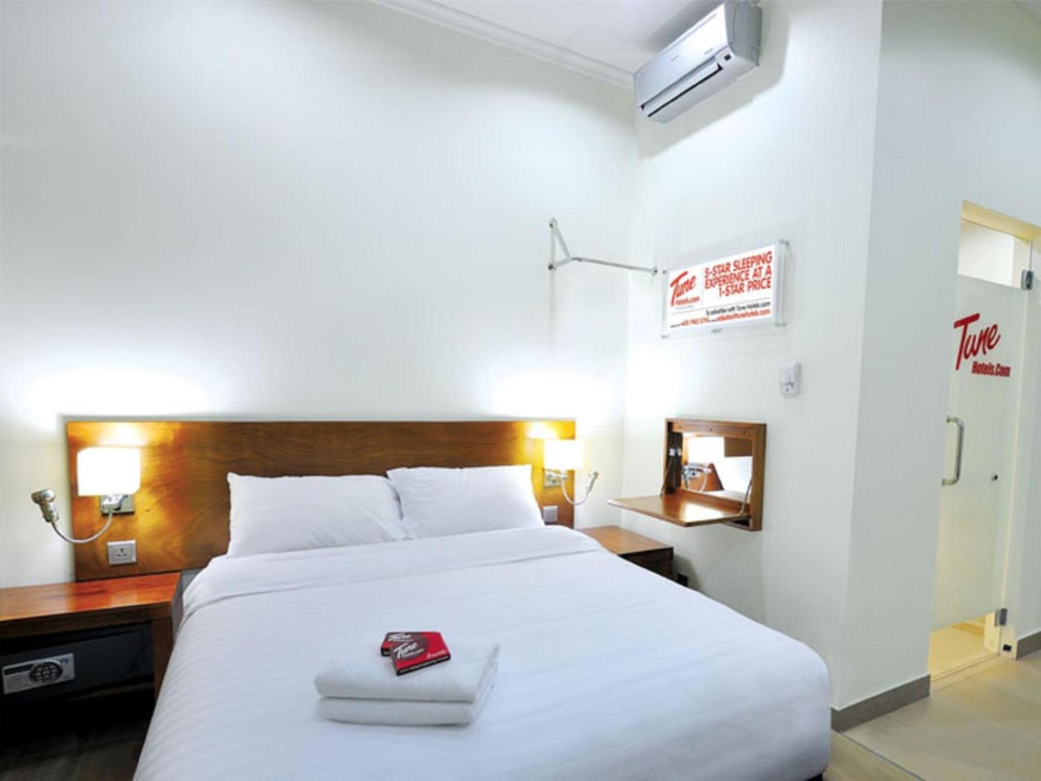 Double Room without Window - Photo 3