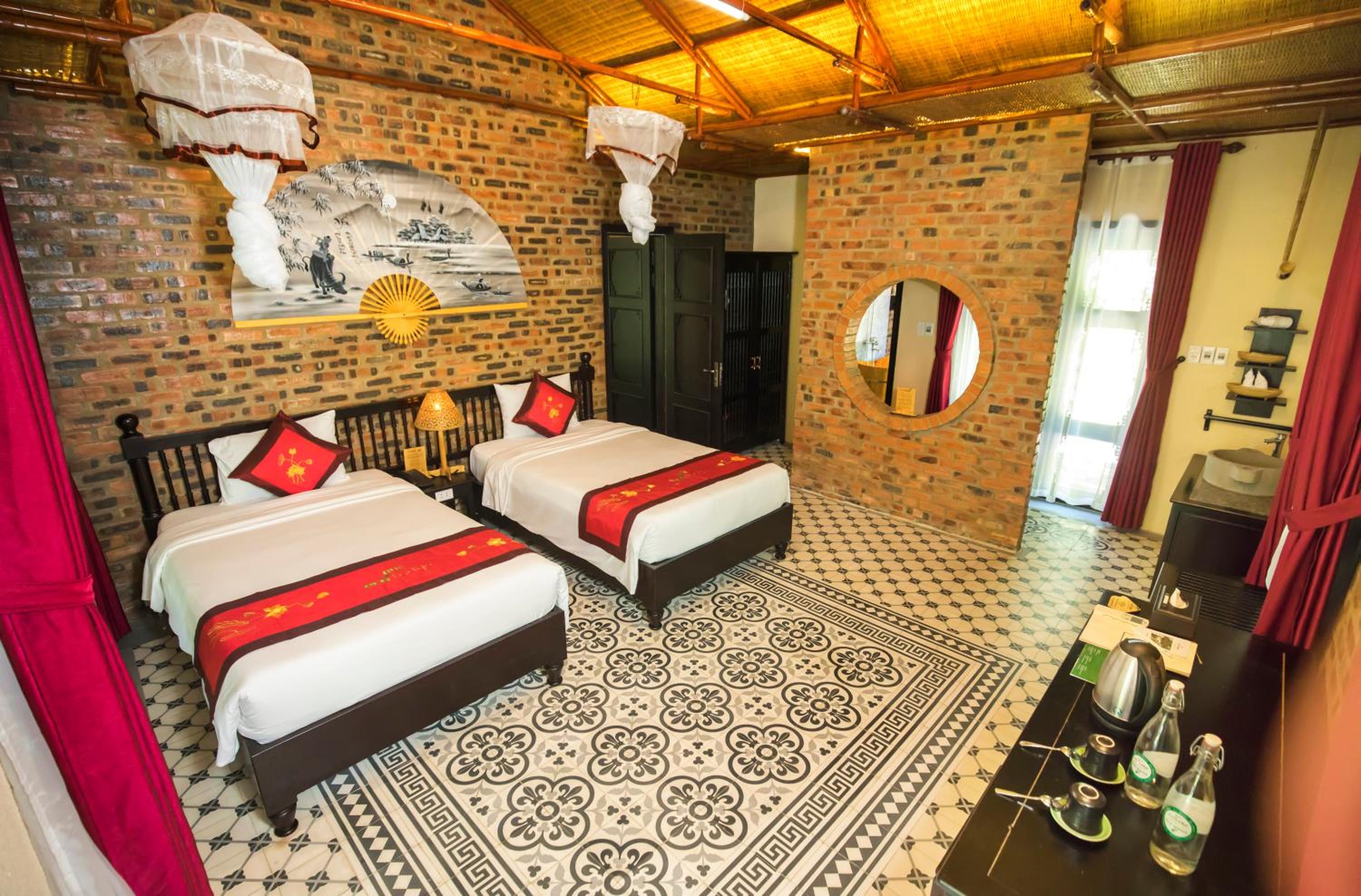 Deluxe Family Connecting Room