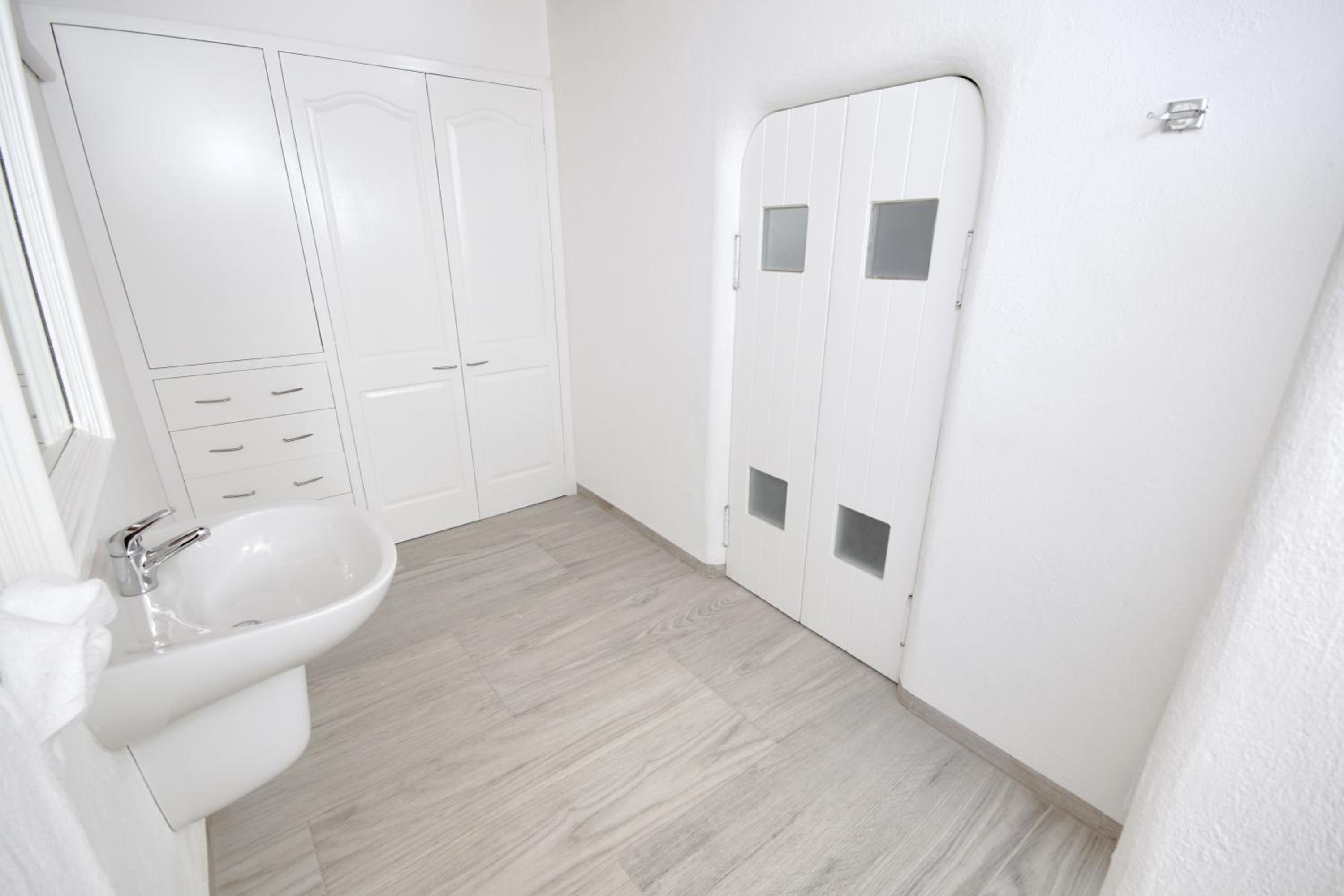 Standard Room - Photo 4