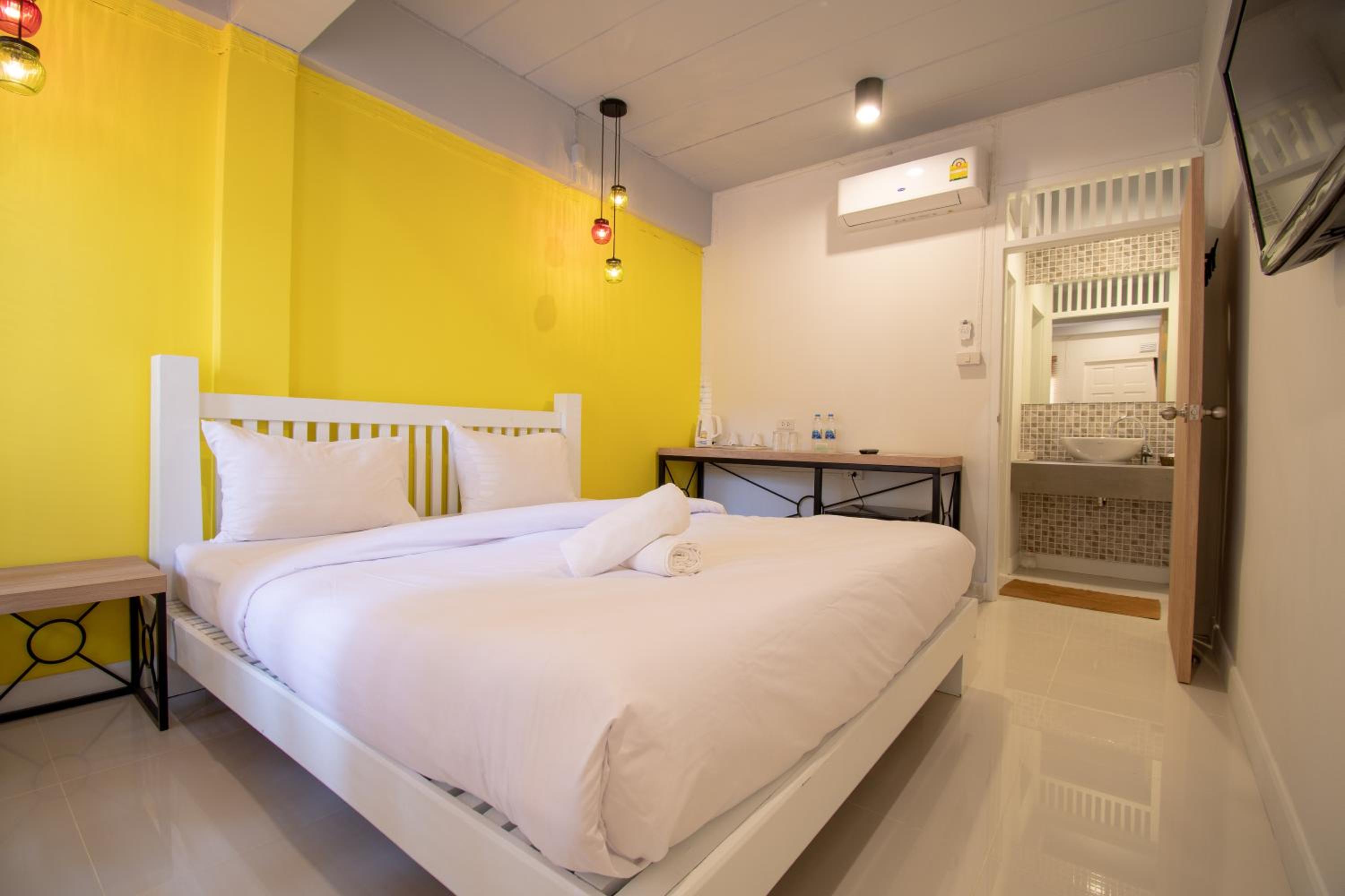 Standard Double Room - Photo 1