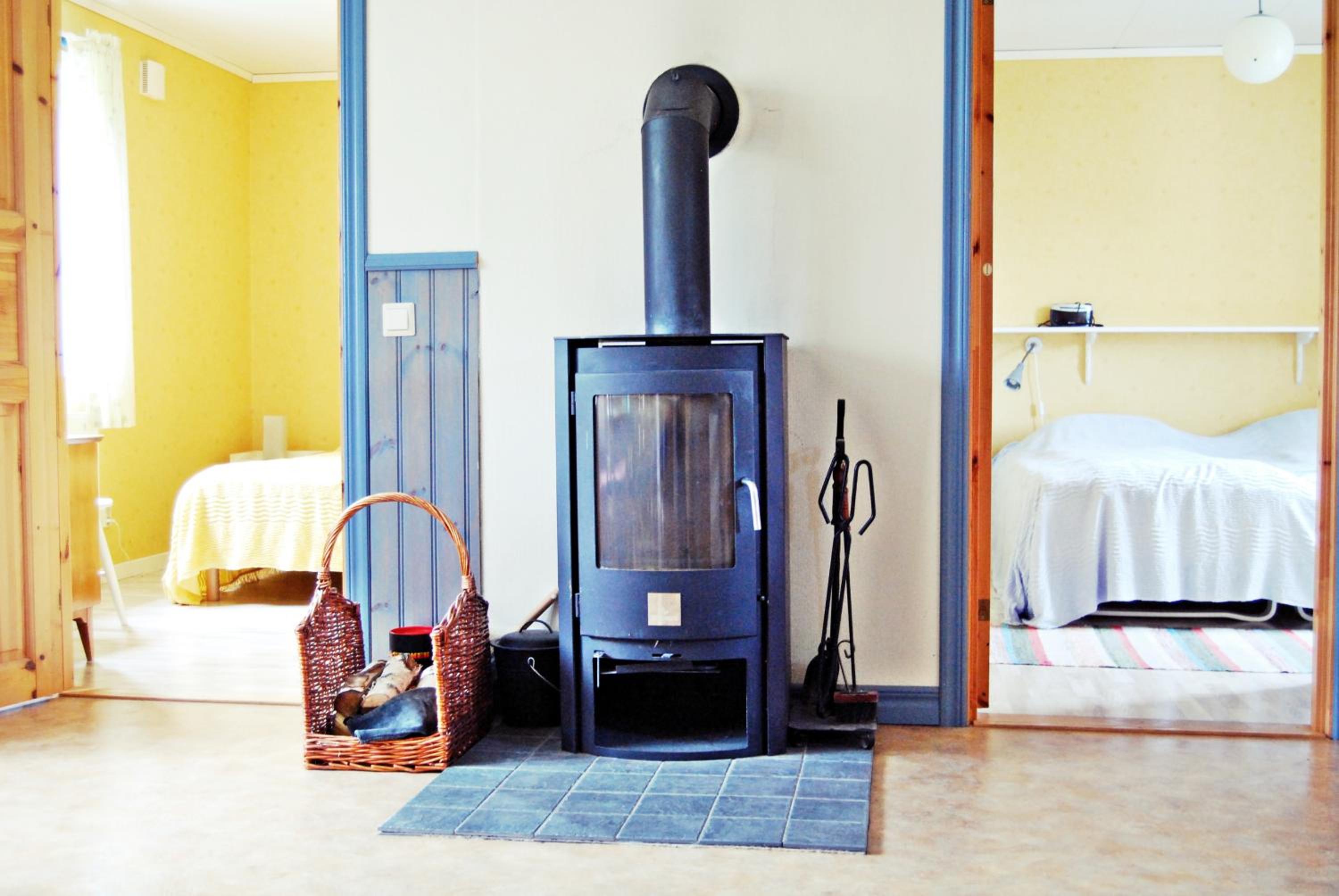 Four-Bedroom House - Photo 3