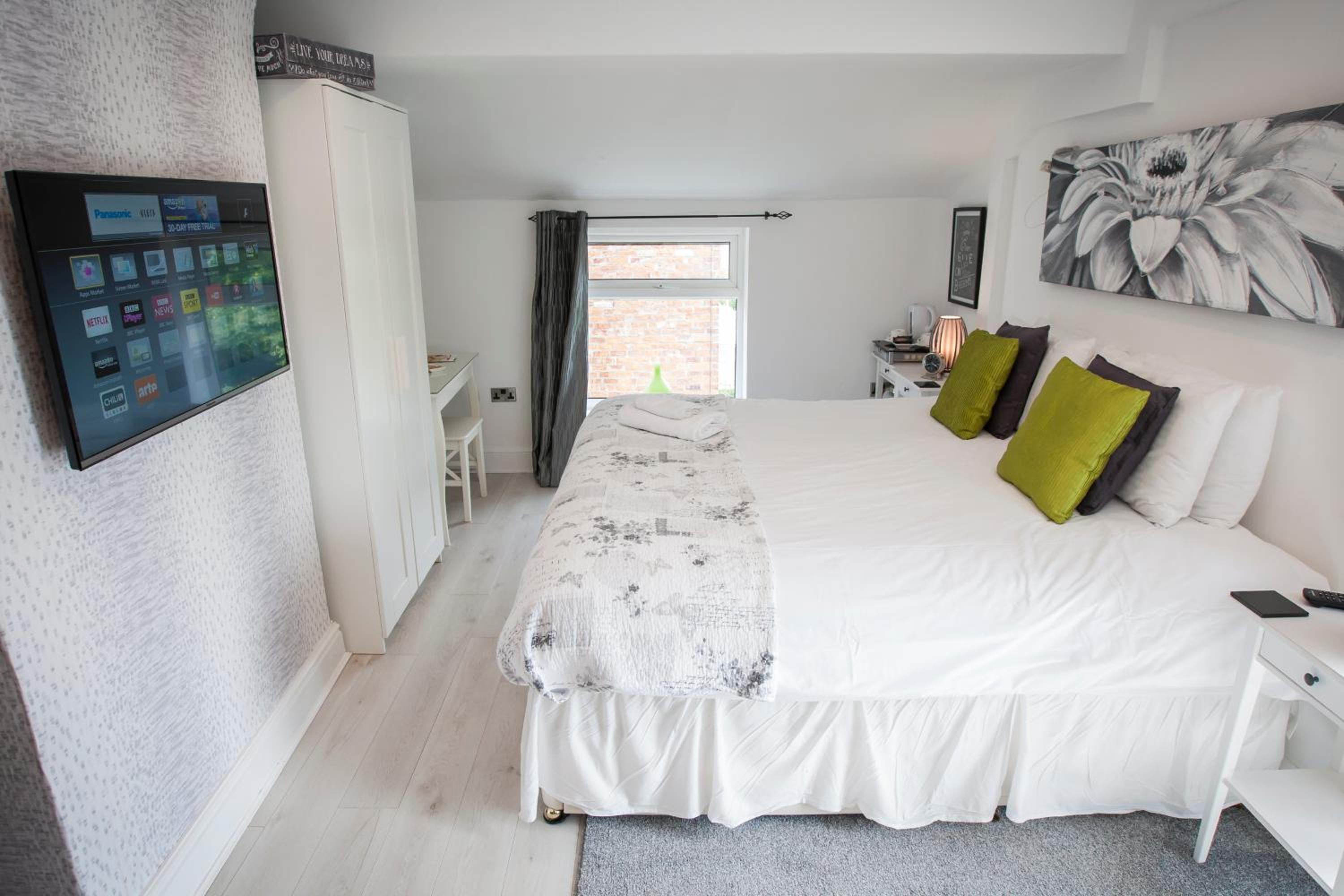 Deluxe Double or Twin Room photo 1