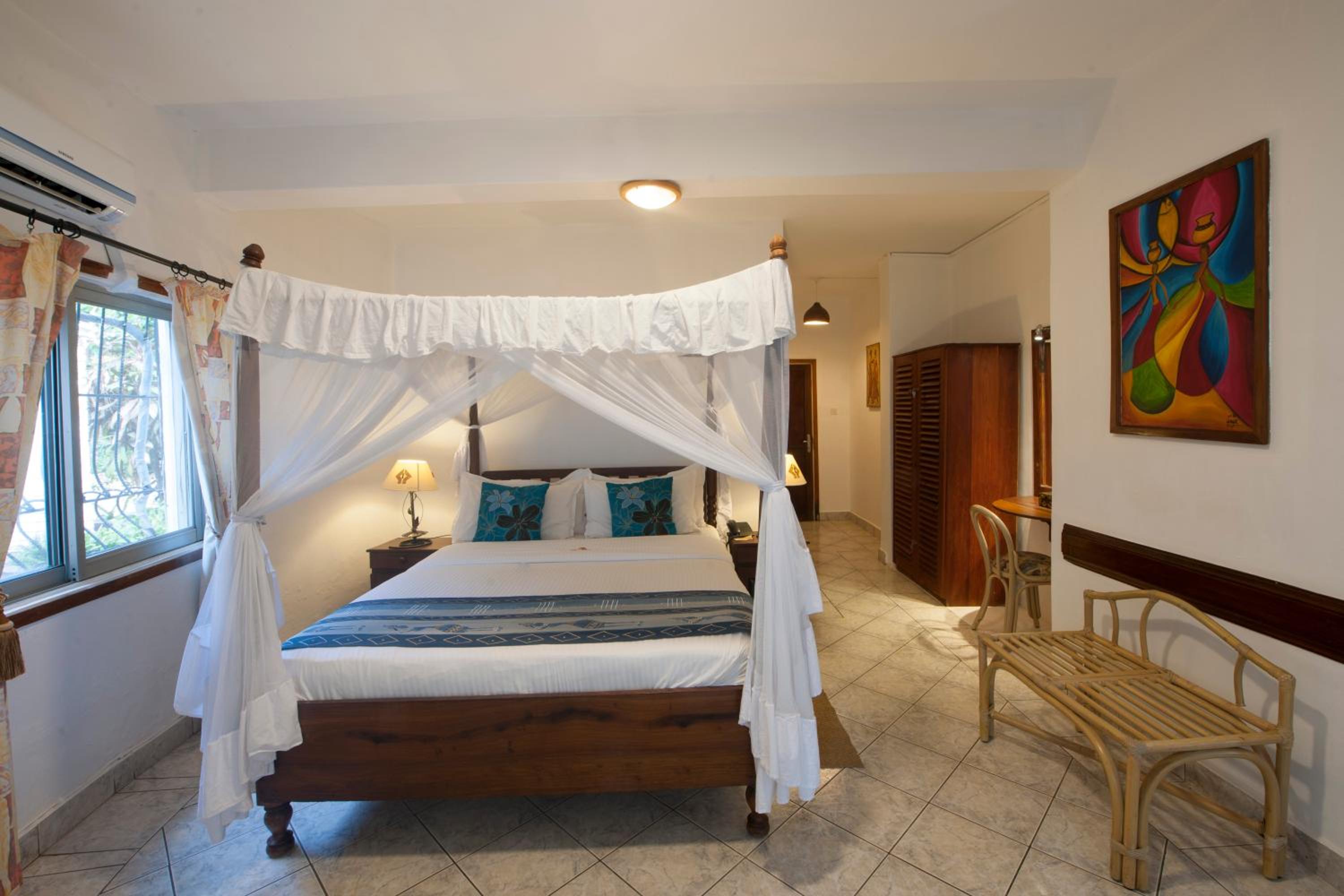 Standard Double or Twin Room photo 2