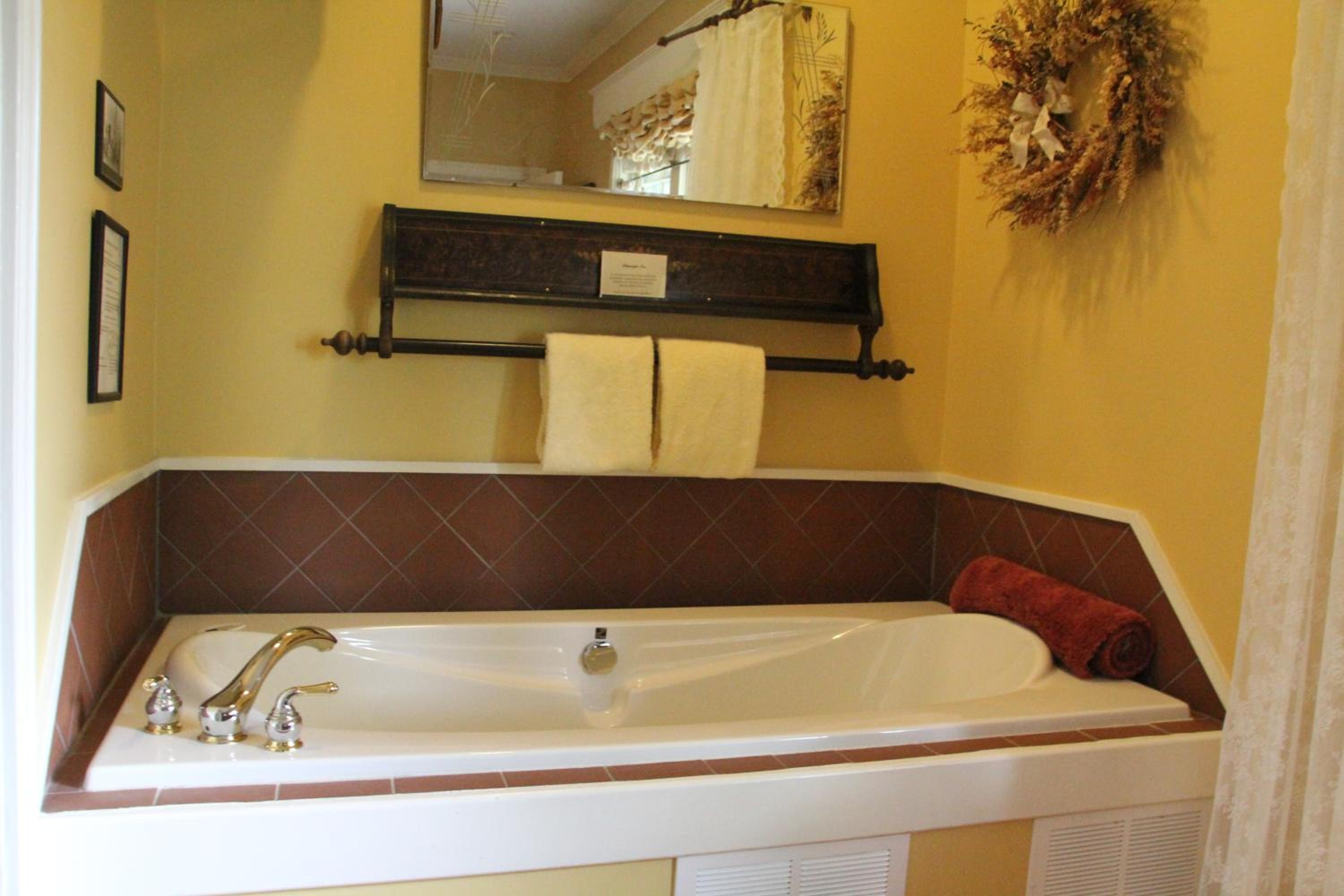 King Suite - Ground Floor photo 3