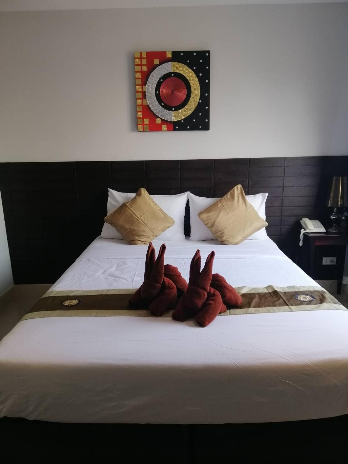 Deluxe Double Room with Balcony and Sea View - Photo 18