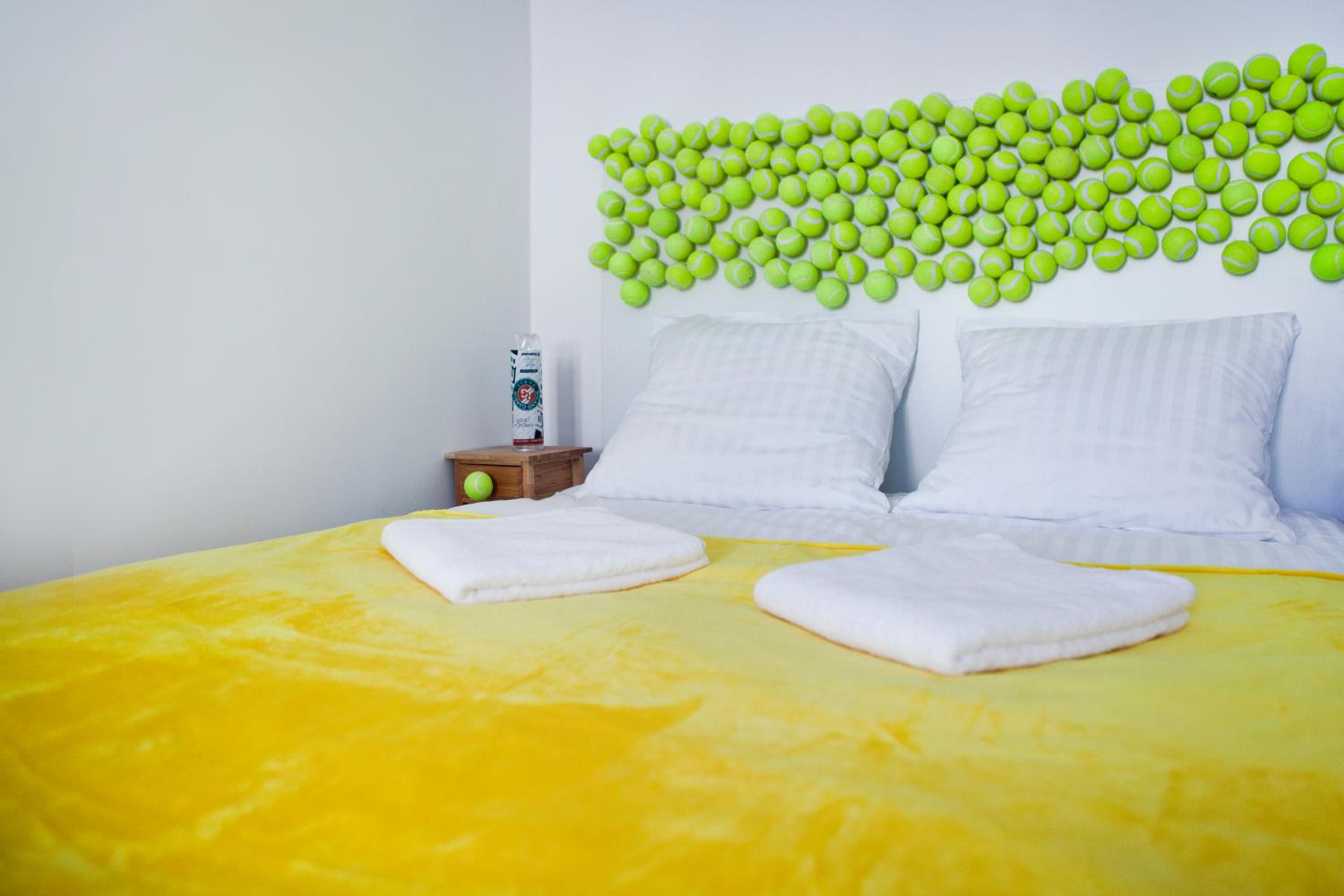 One-Bedroom Apartment with air condition and balcony