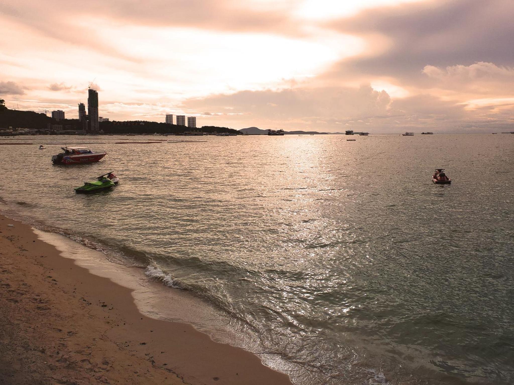 Deluxe Double Room with Balcony and Sea View