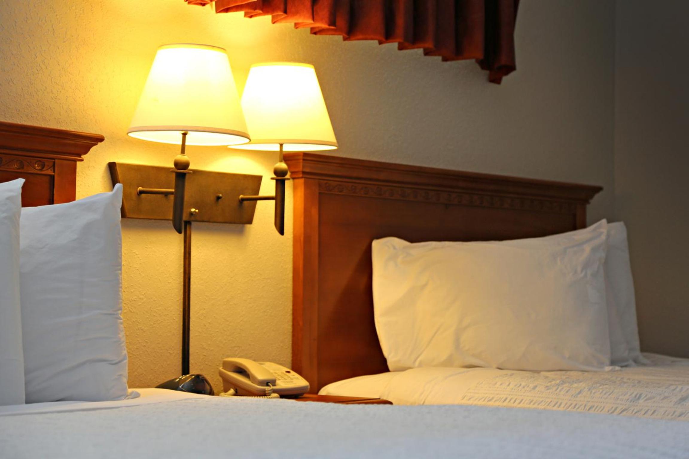 Deluxe Double Room with Two Double Beds photo 2