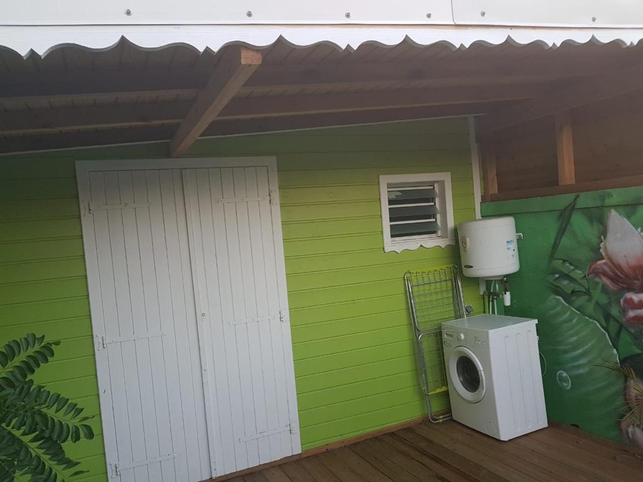 Villa - Photo 1