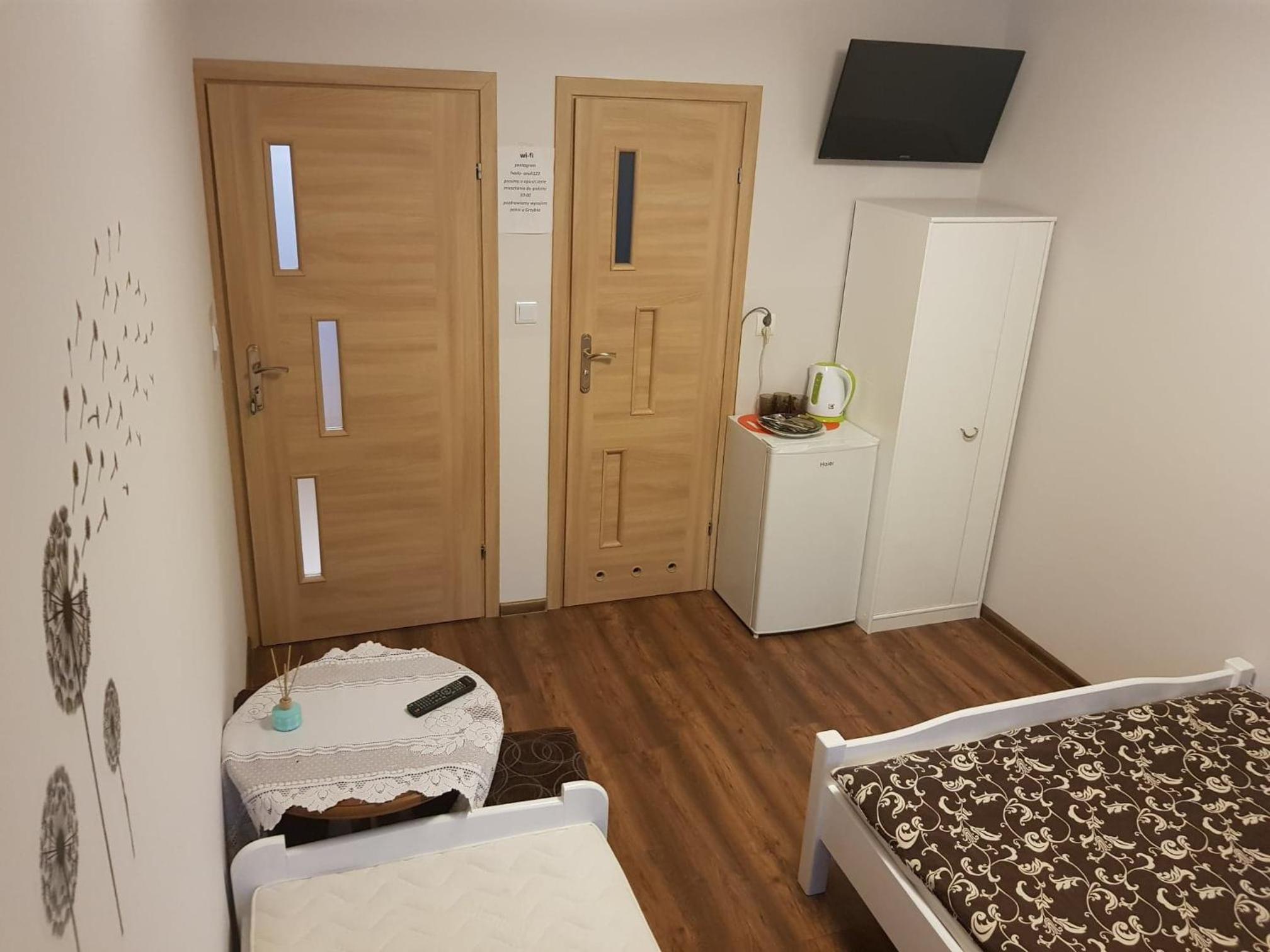 Triple Room with Bathroom photo 1