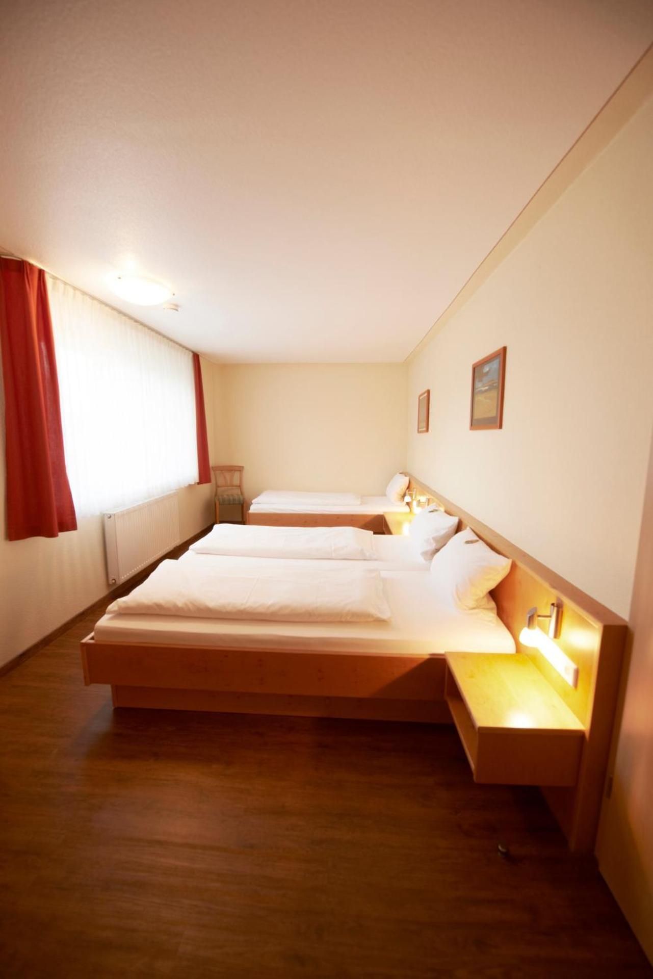 Two-Bedroom Apartment - Photo 2