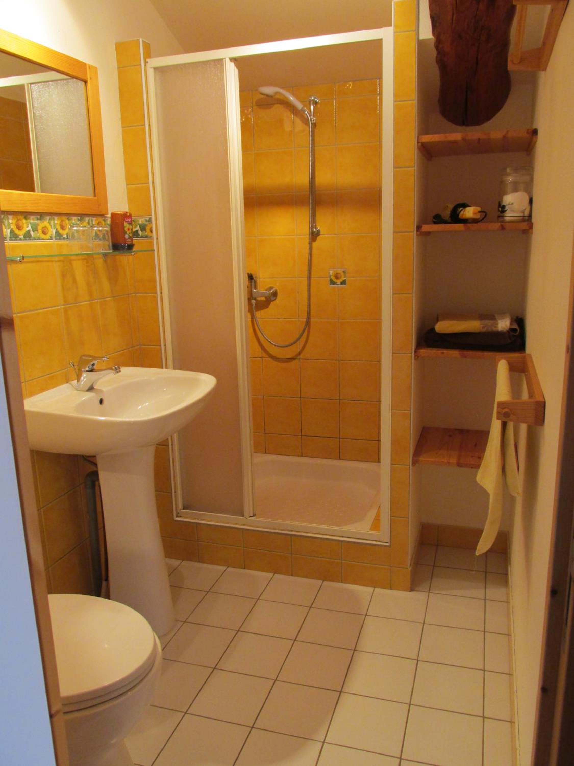 Double Room - Photo 2