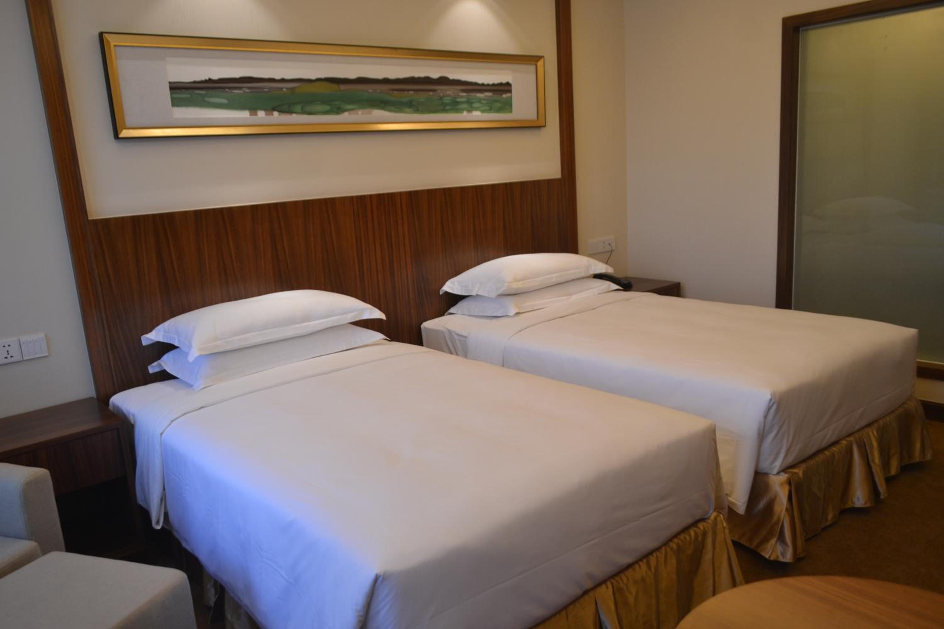 Superior Twin Room photo 3