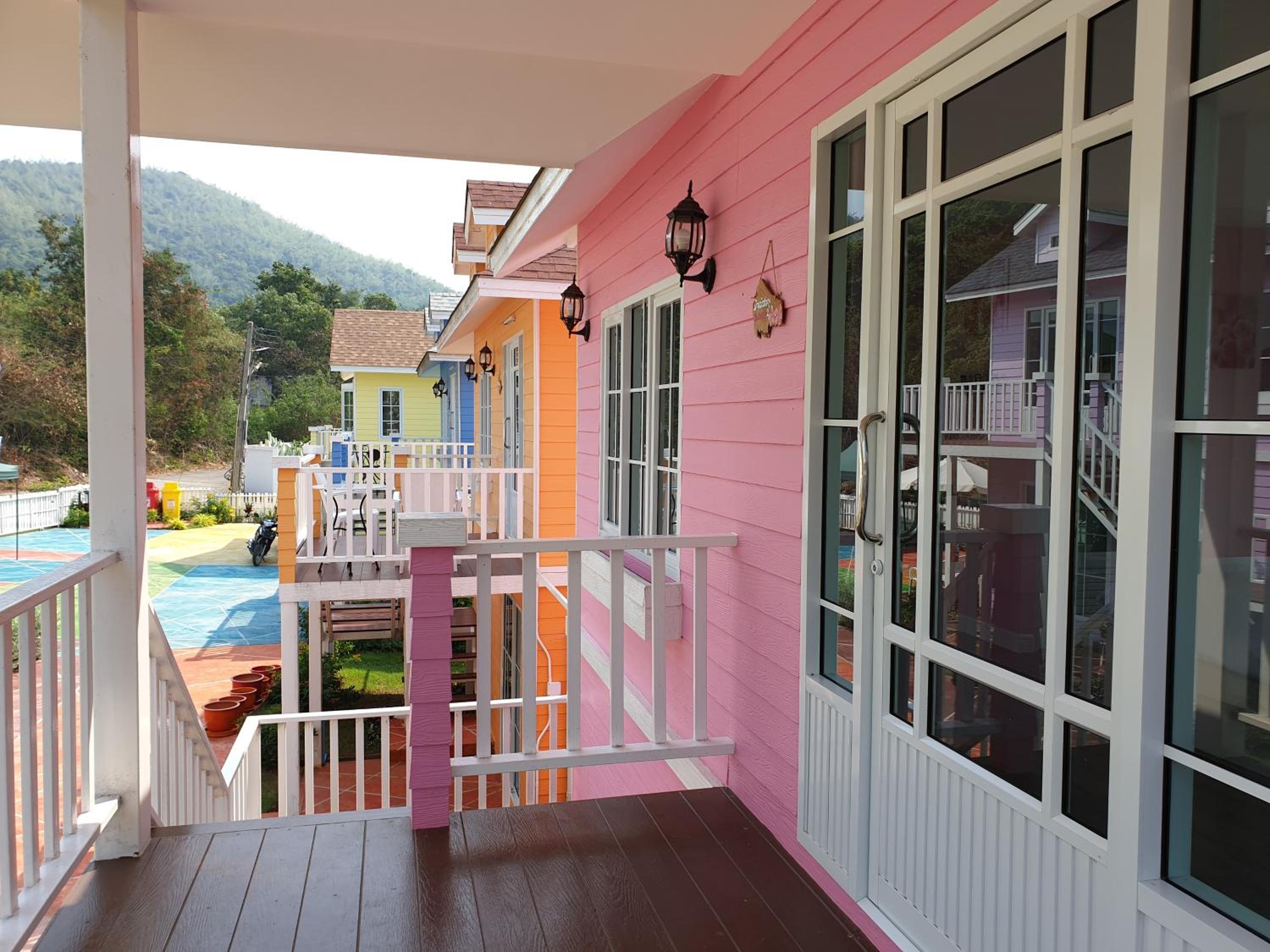 King Room with Balcony photo 3
