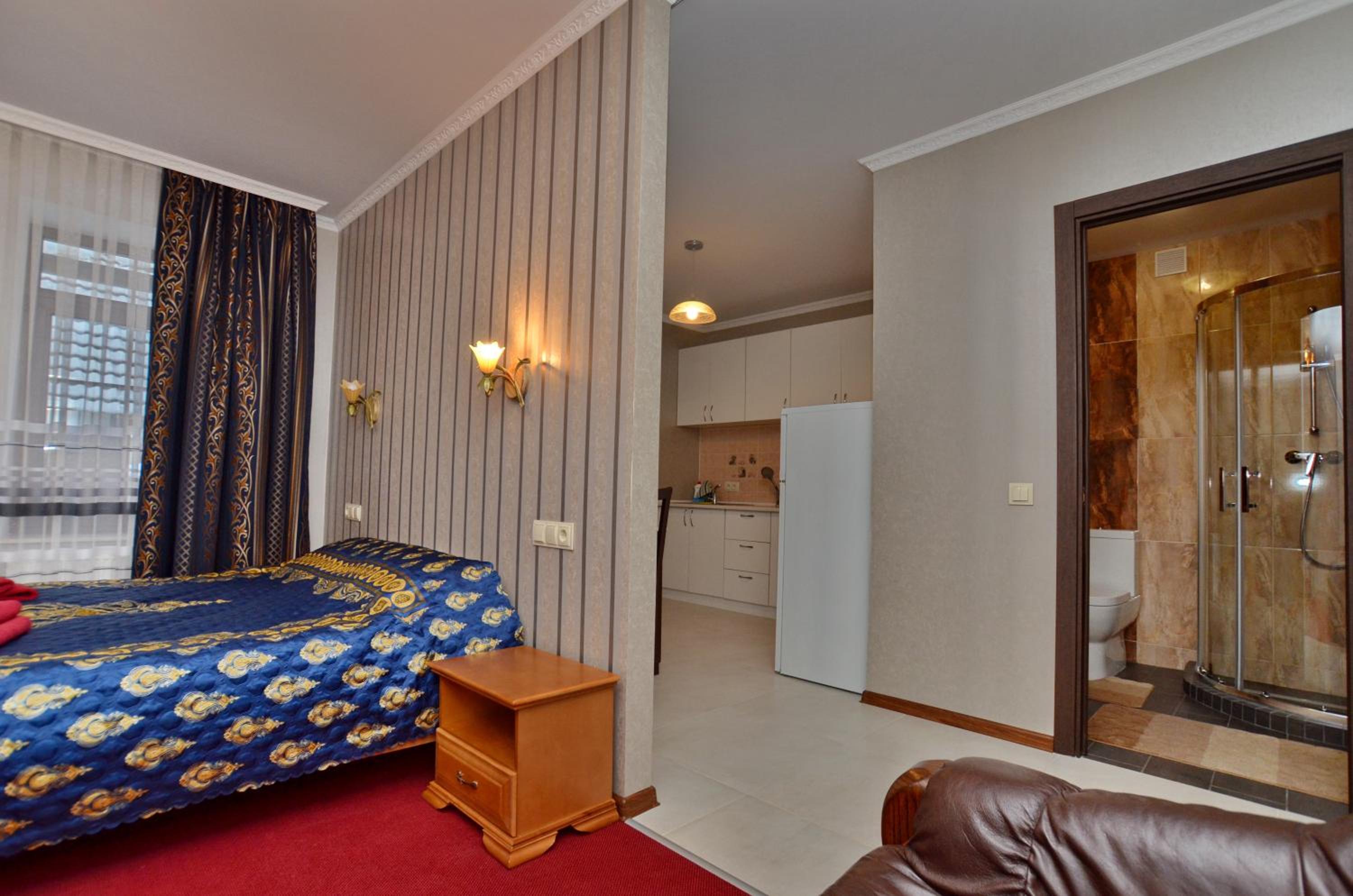 Deluxe Double Room with Extra Bed