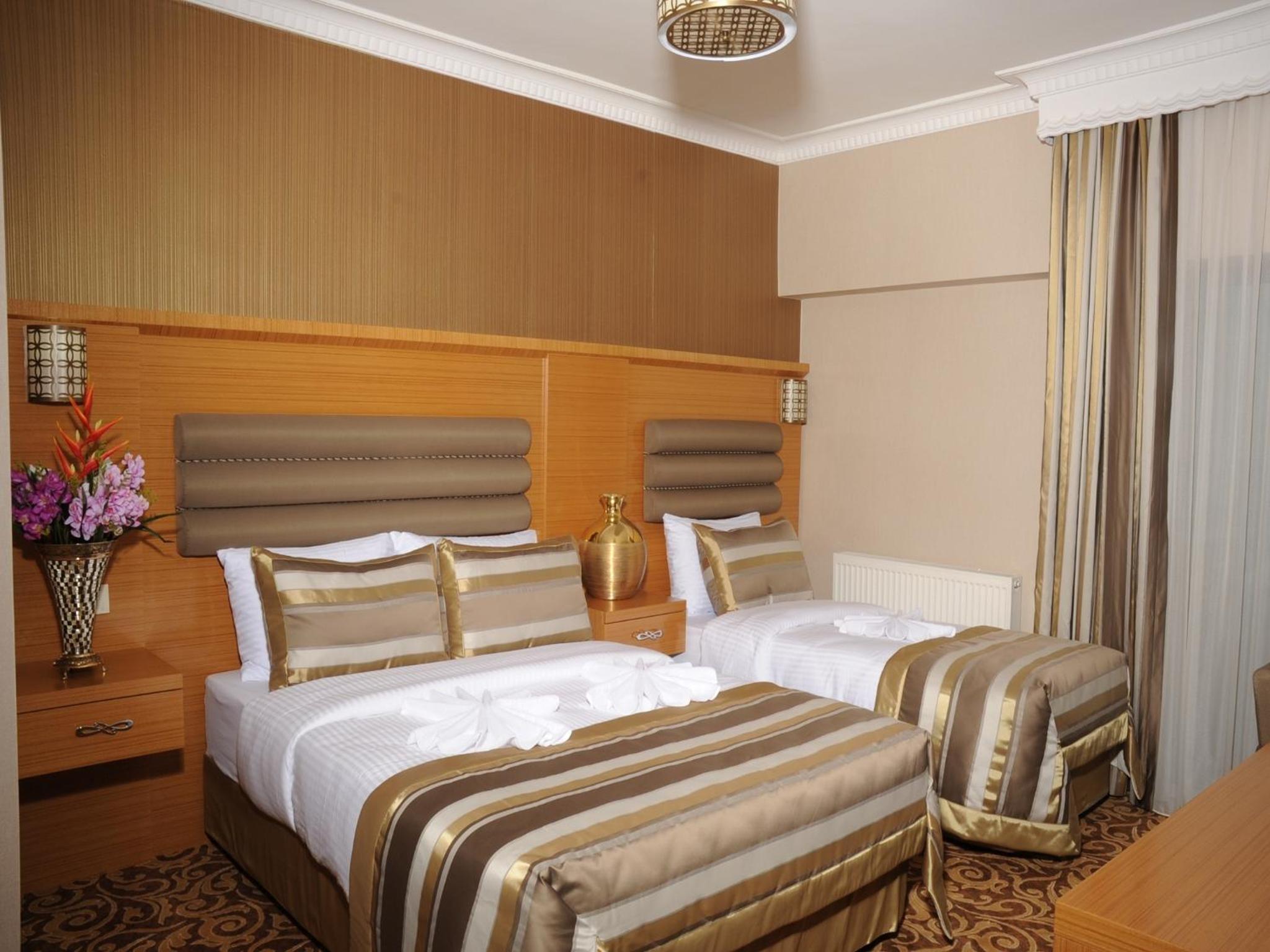 Standard Triple Room photo 2