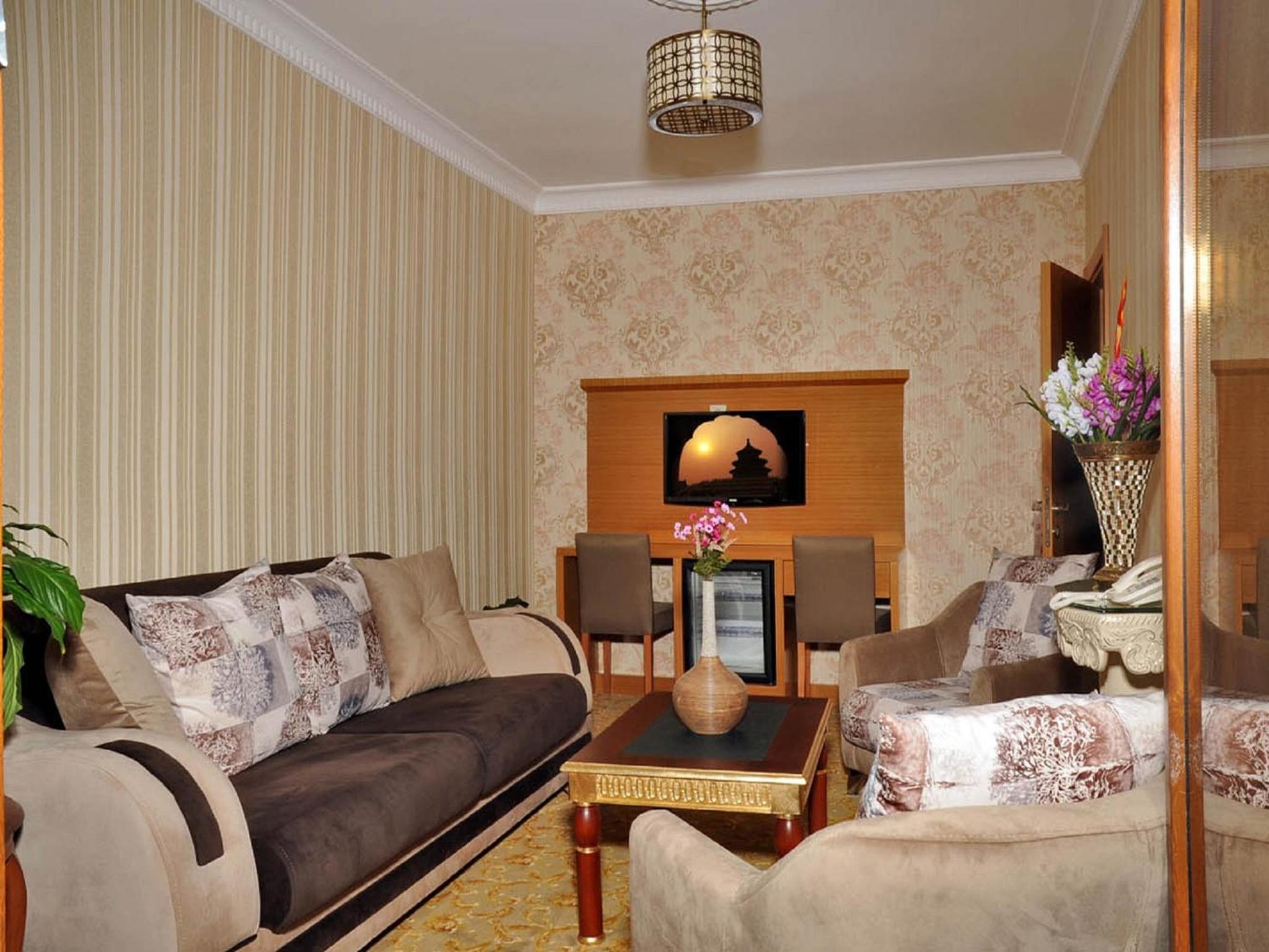 Junior Suite (4 Adults) photo 2