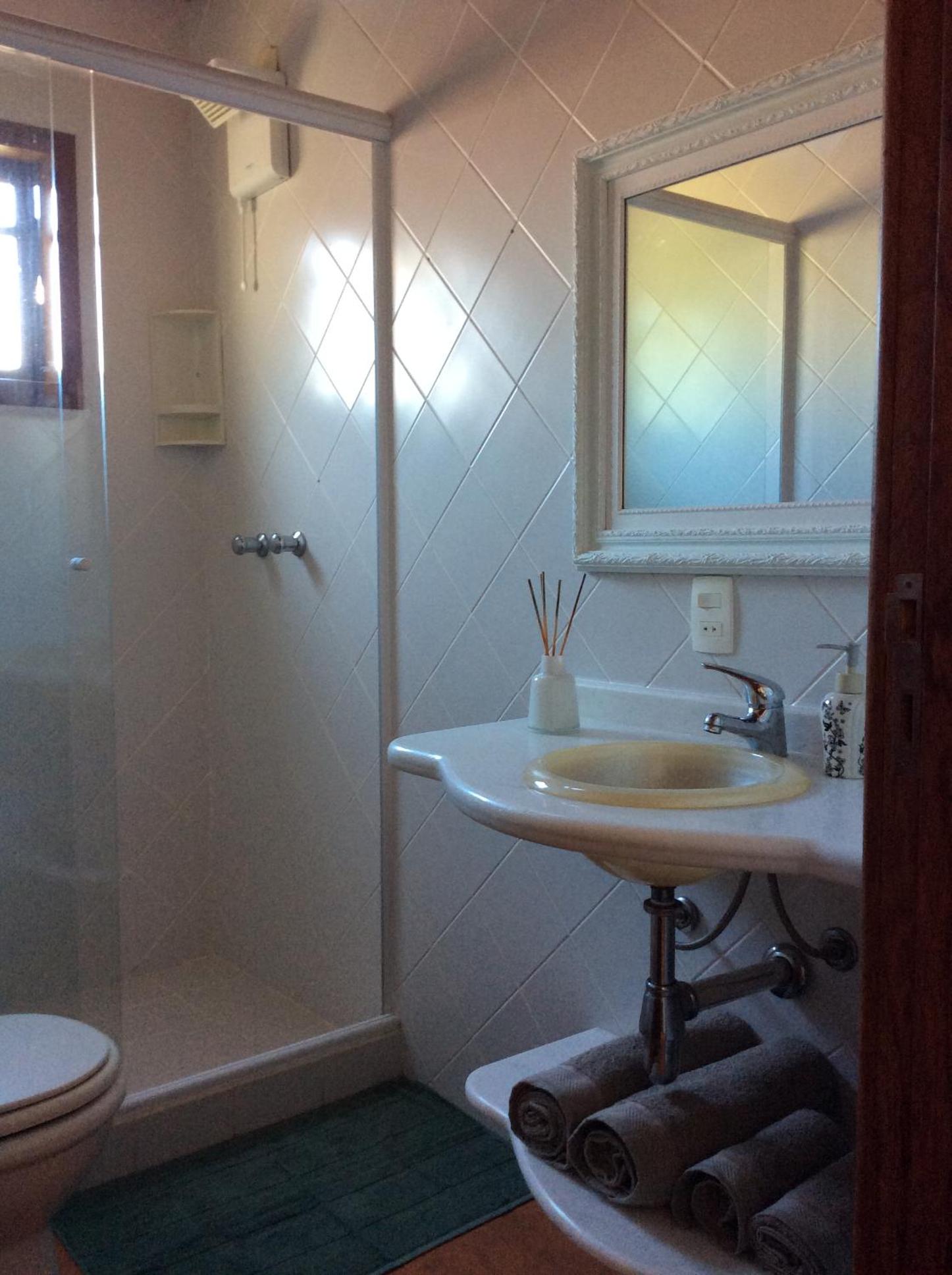 Suite with Balcony - Photo 3