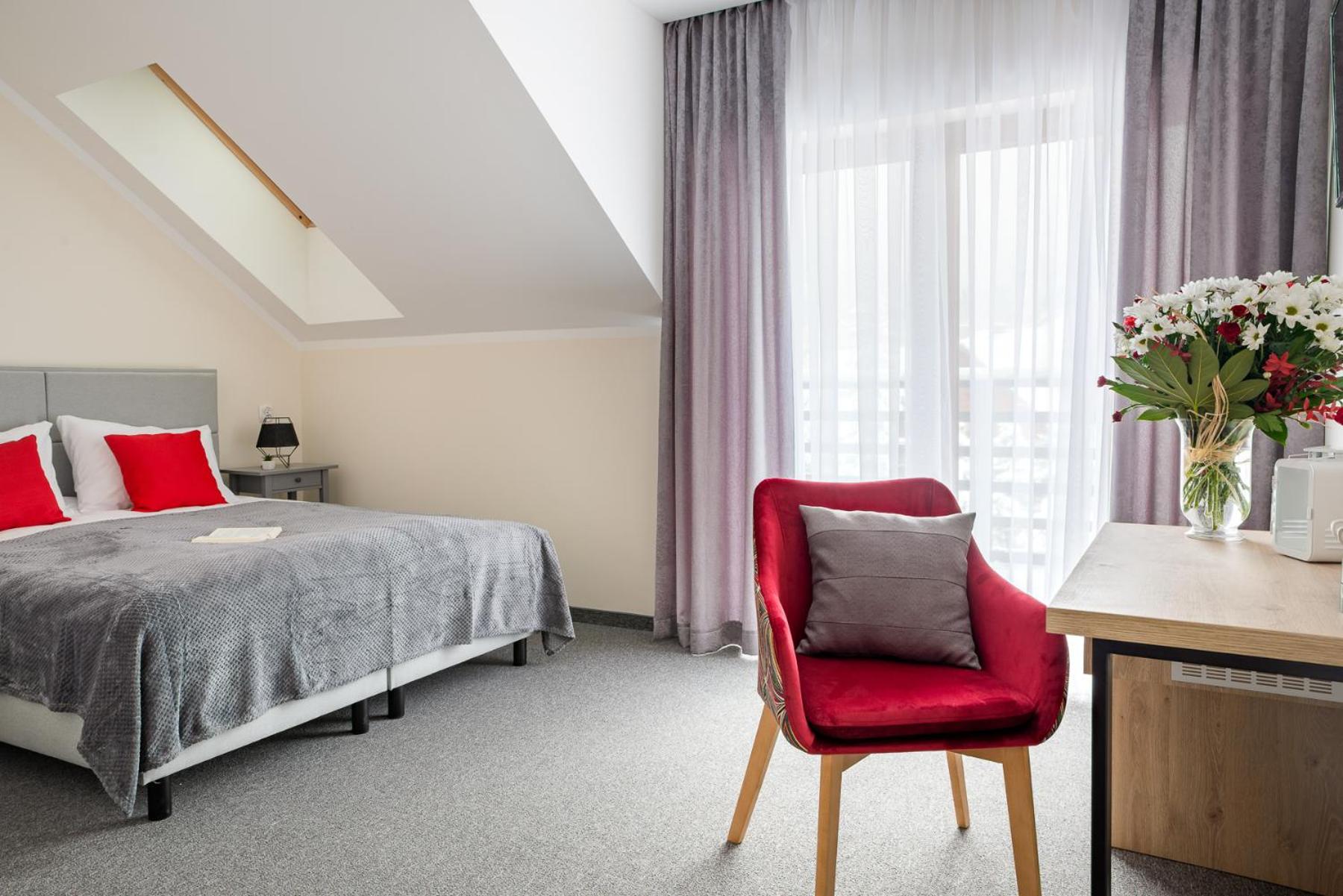 Double Room with Balcony and Mountain View photo 2