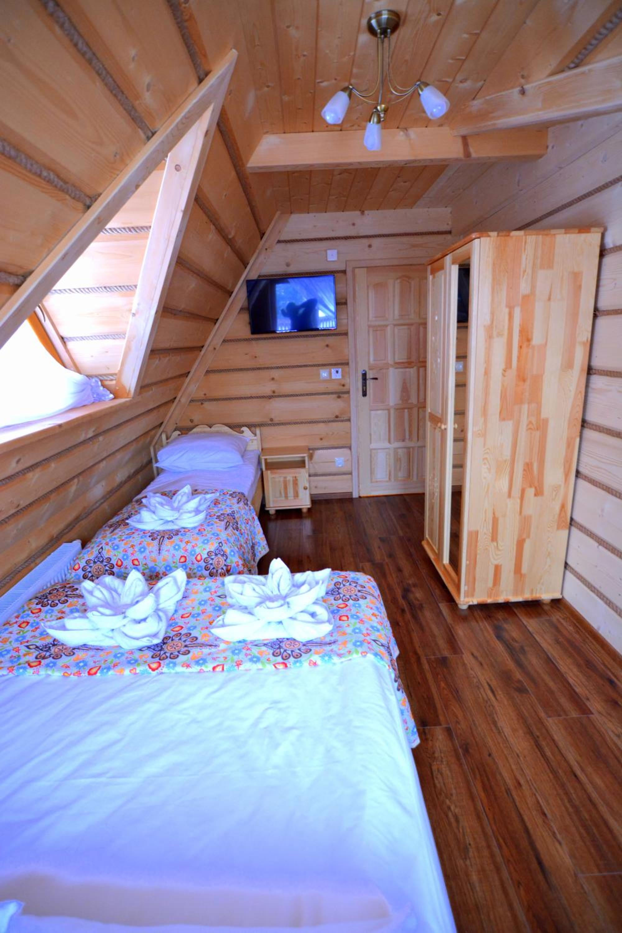Triple Room with Private Bathroom photo 3