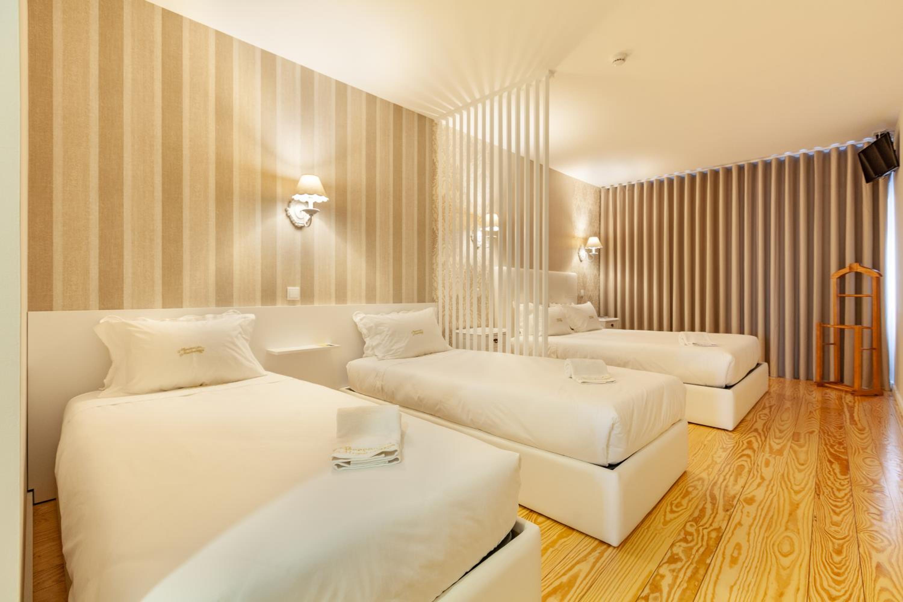 Family Room with Private Bathroom - Photo 6