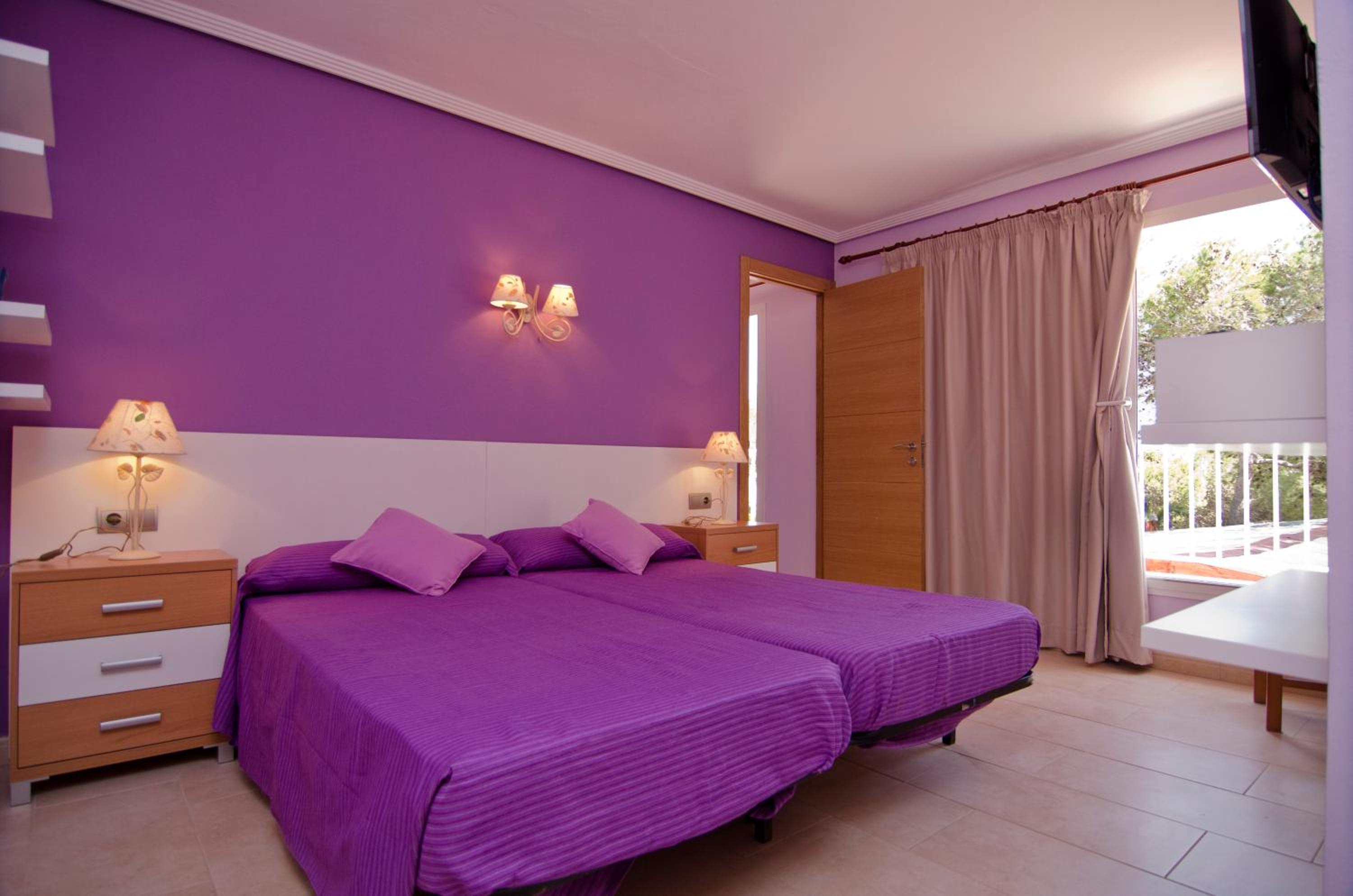 Quadruple Room with Bathroom photo 2