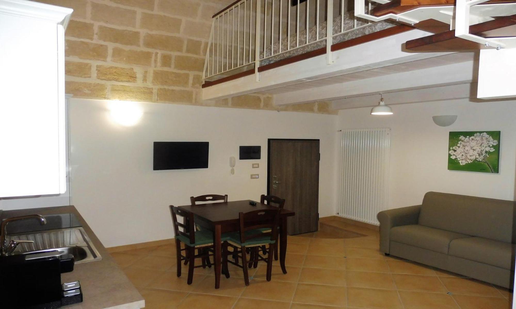 Apartment with Balcony - Photo 2
