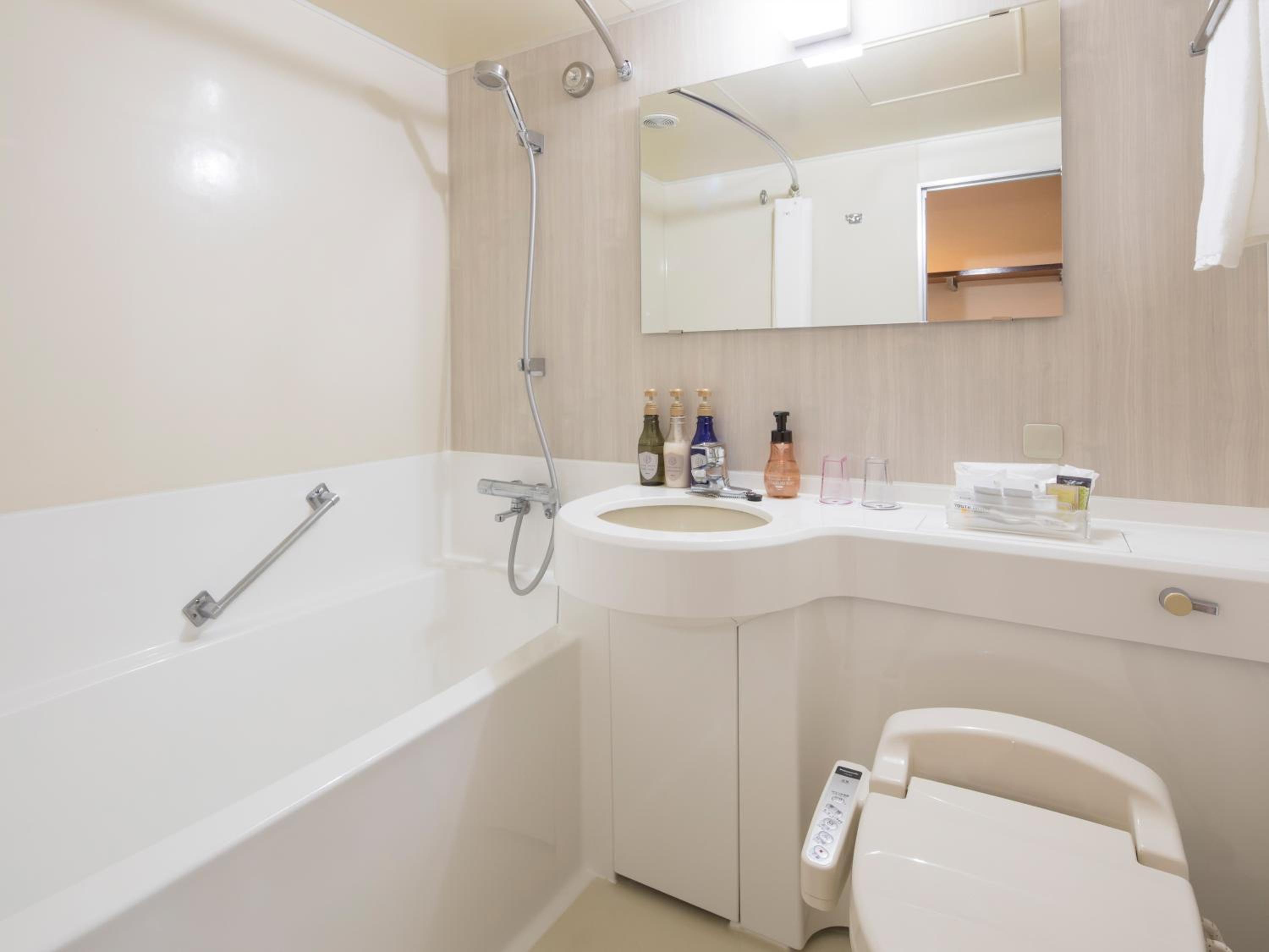 Superior Triple Room - Non-Smoking - Photo 5