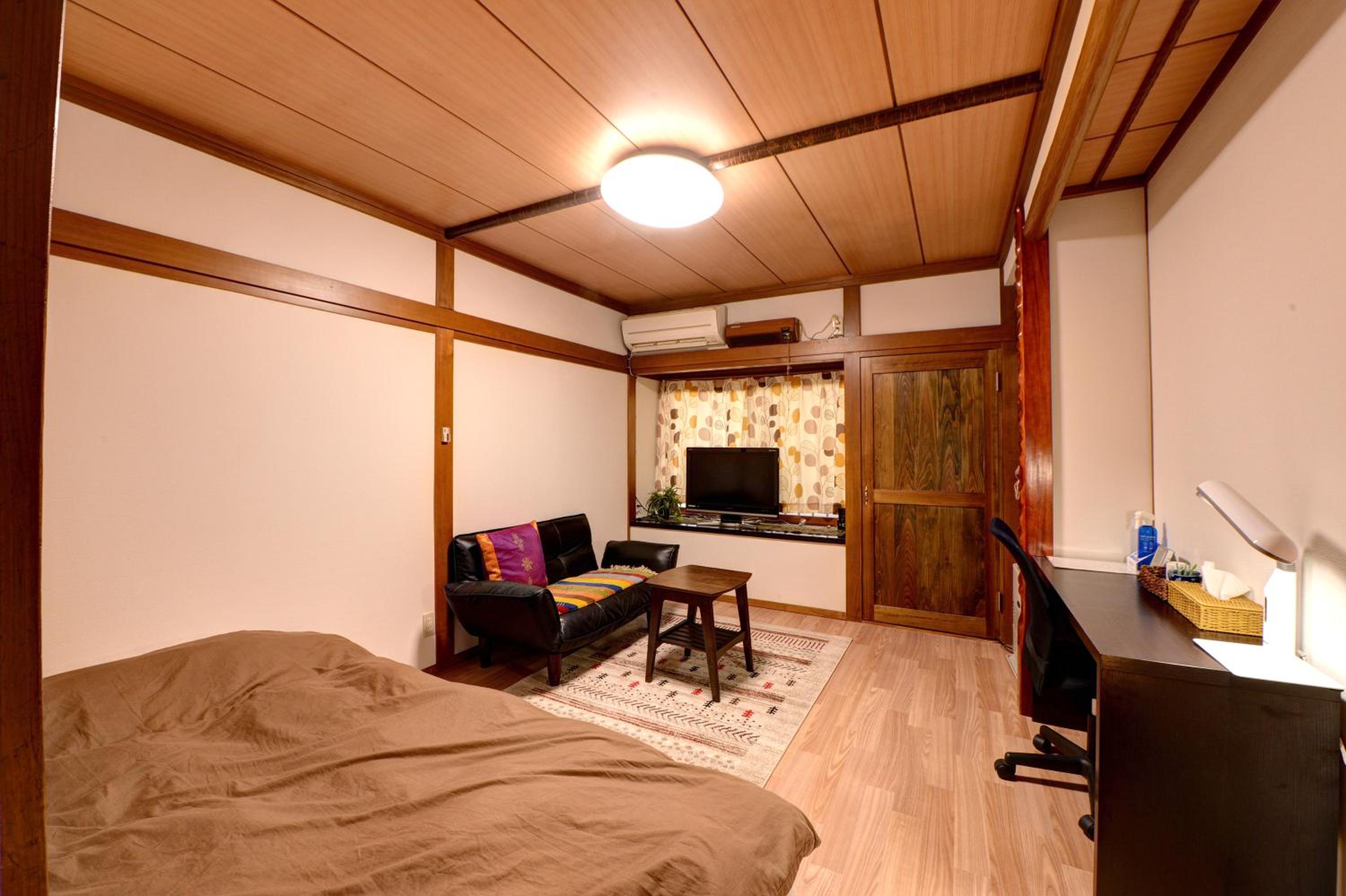 Standard Twin Room - Photo 1