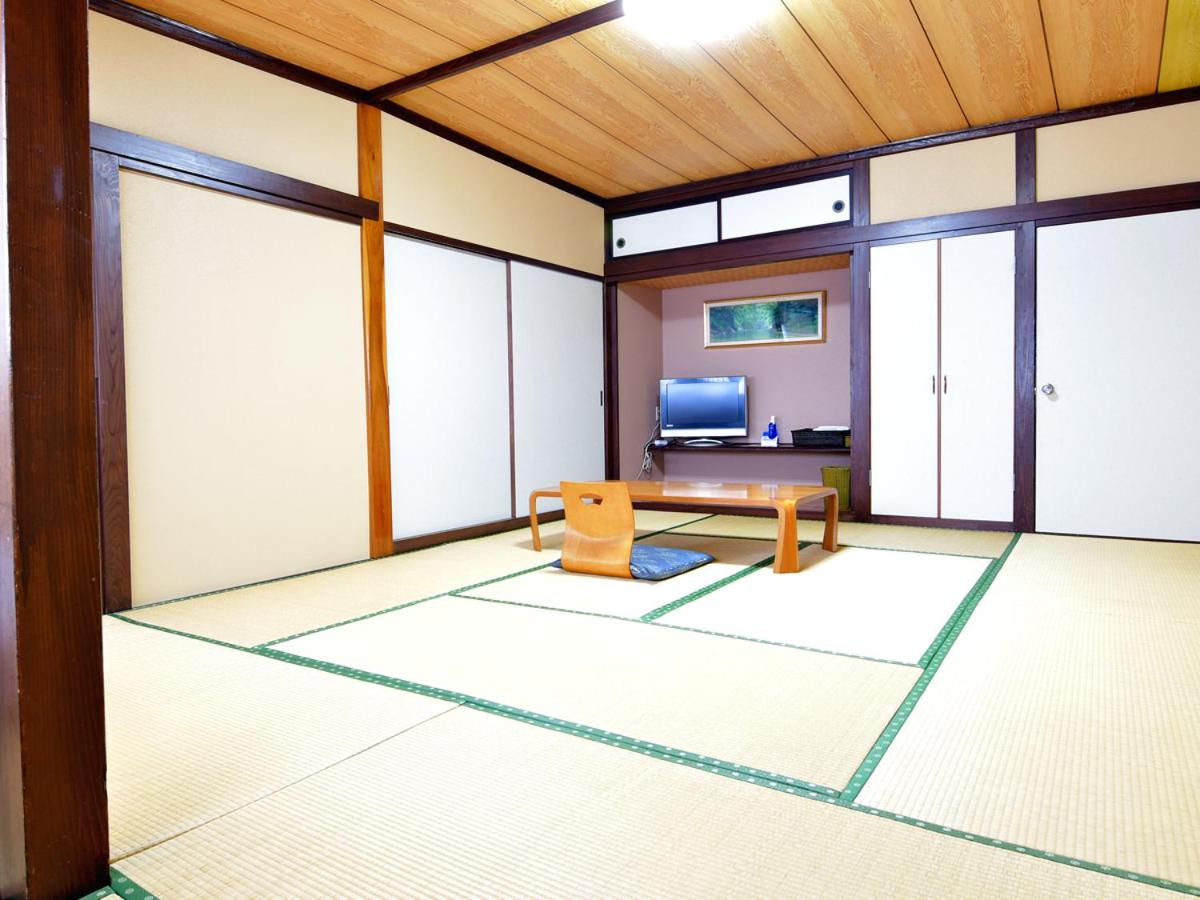 Japanese-Style Quadruple Room - Photo 1